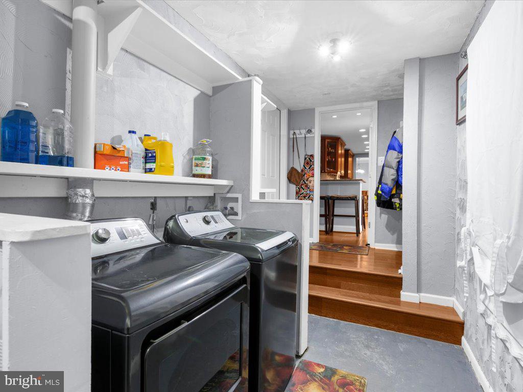 CHURCHILL TOWN SECTOR - Residential