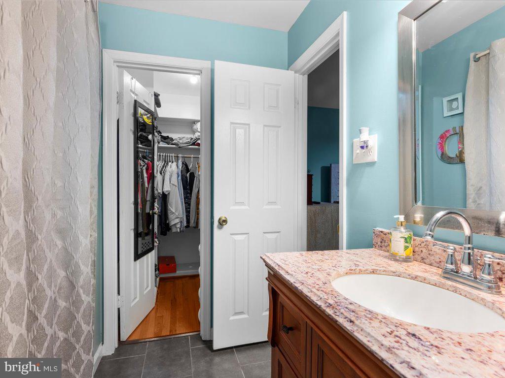 CHURCHILL TOWN SECTOR - Residential