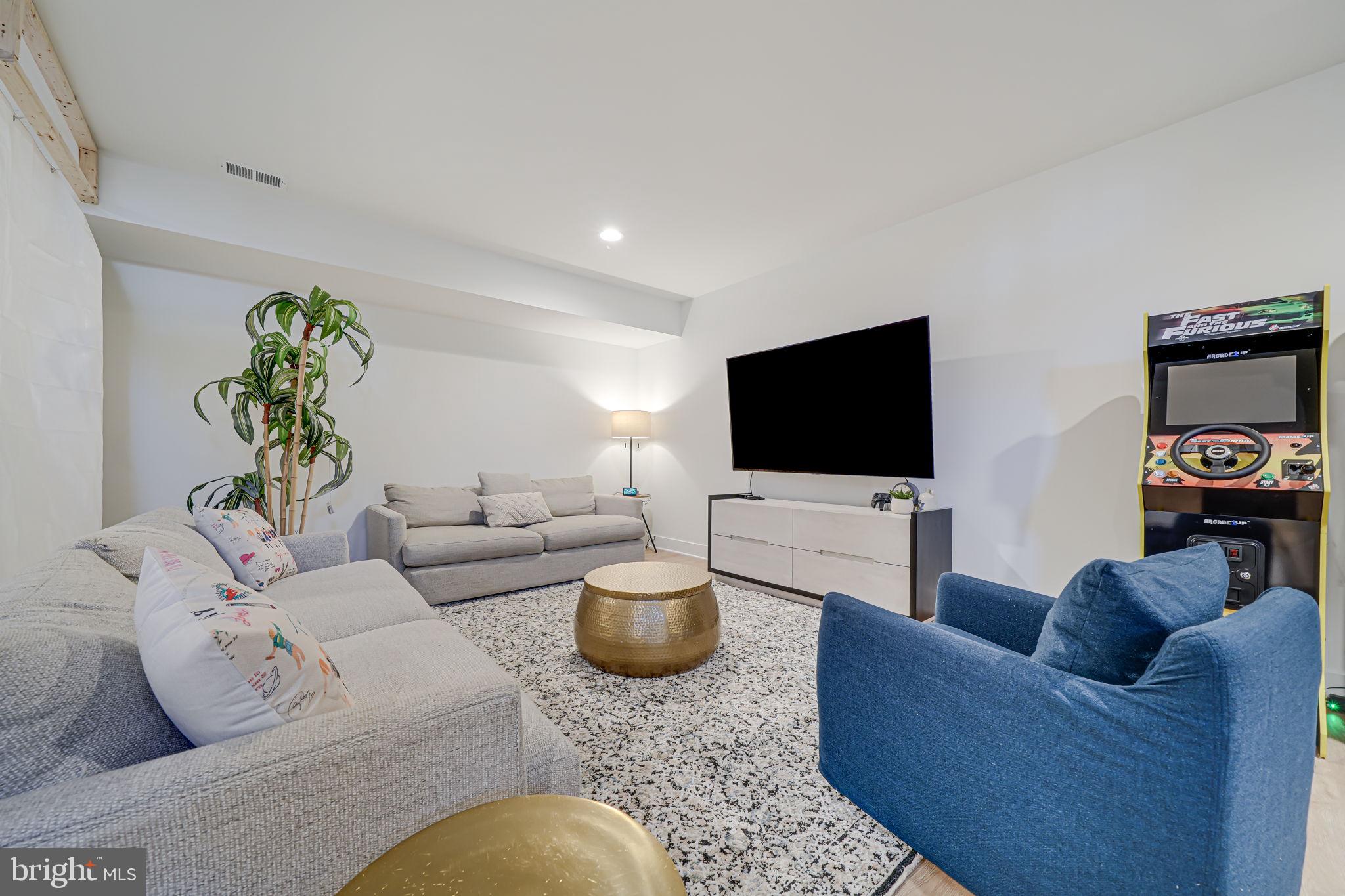 BALLSTON - Residential