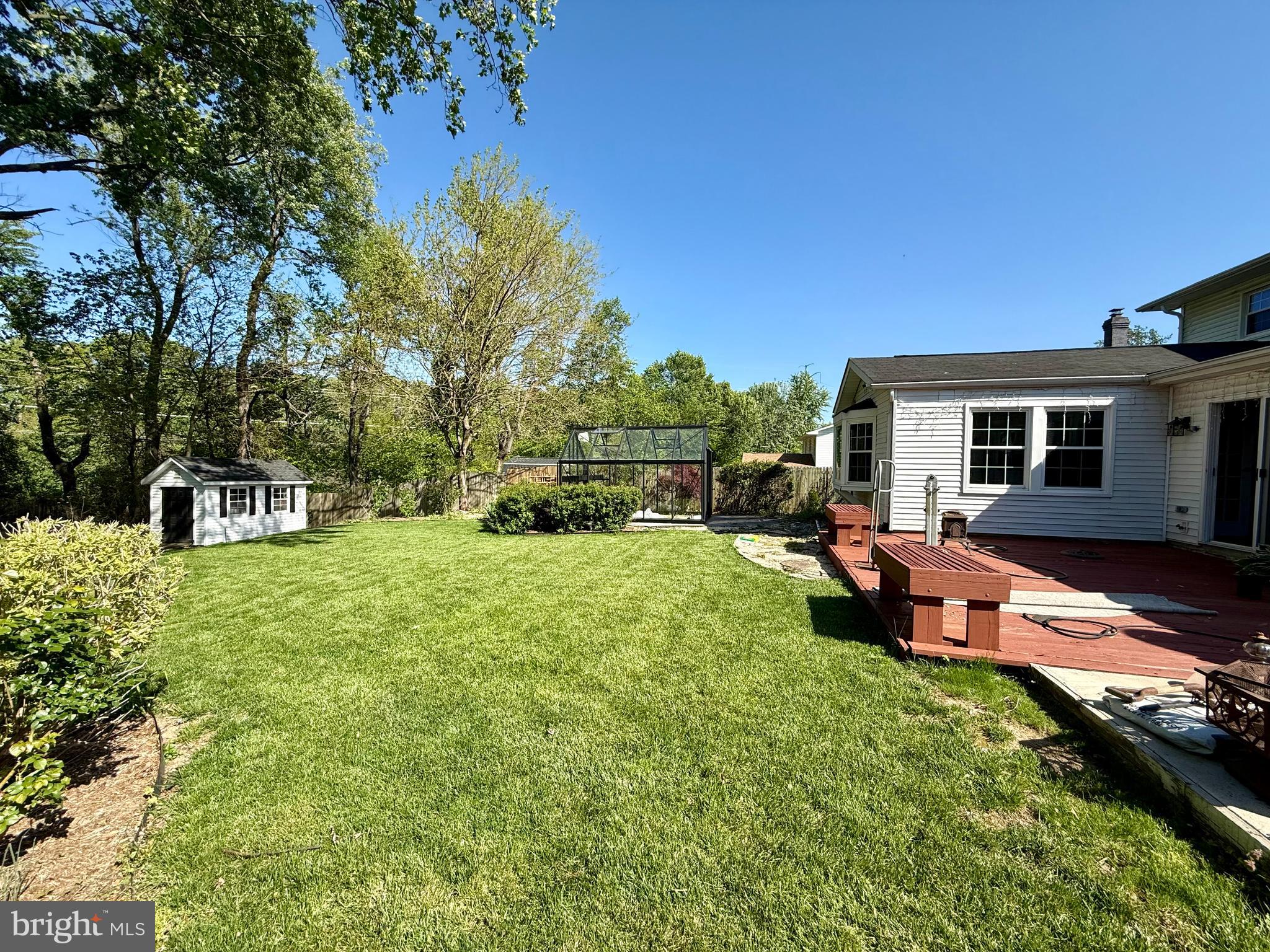 FOUR SEASONS ESTATES - Residential Lease