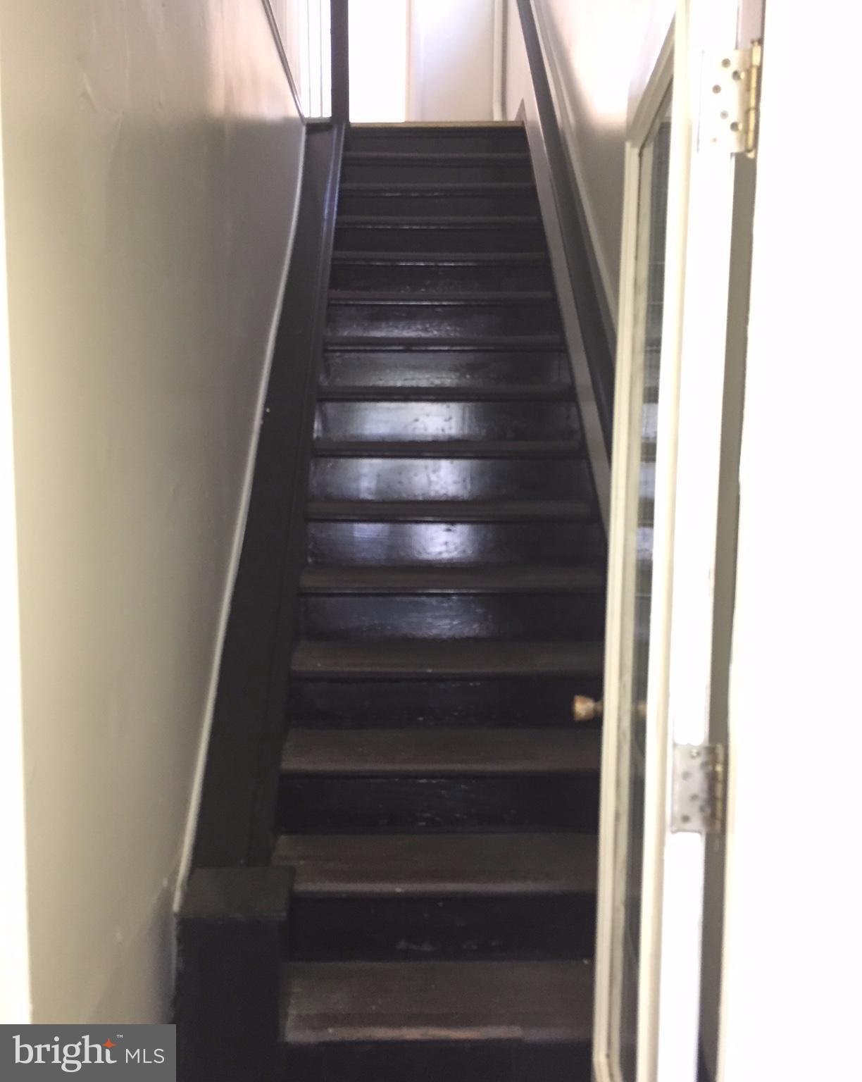 HOLLYWOOD PARK - Commercial Lease