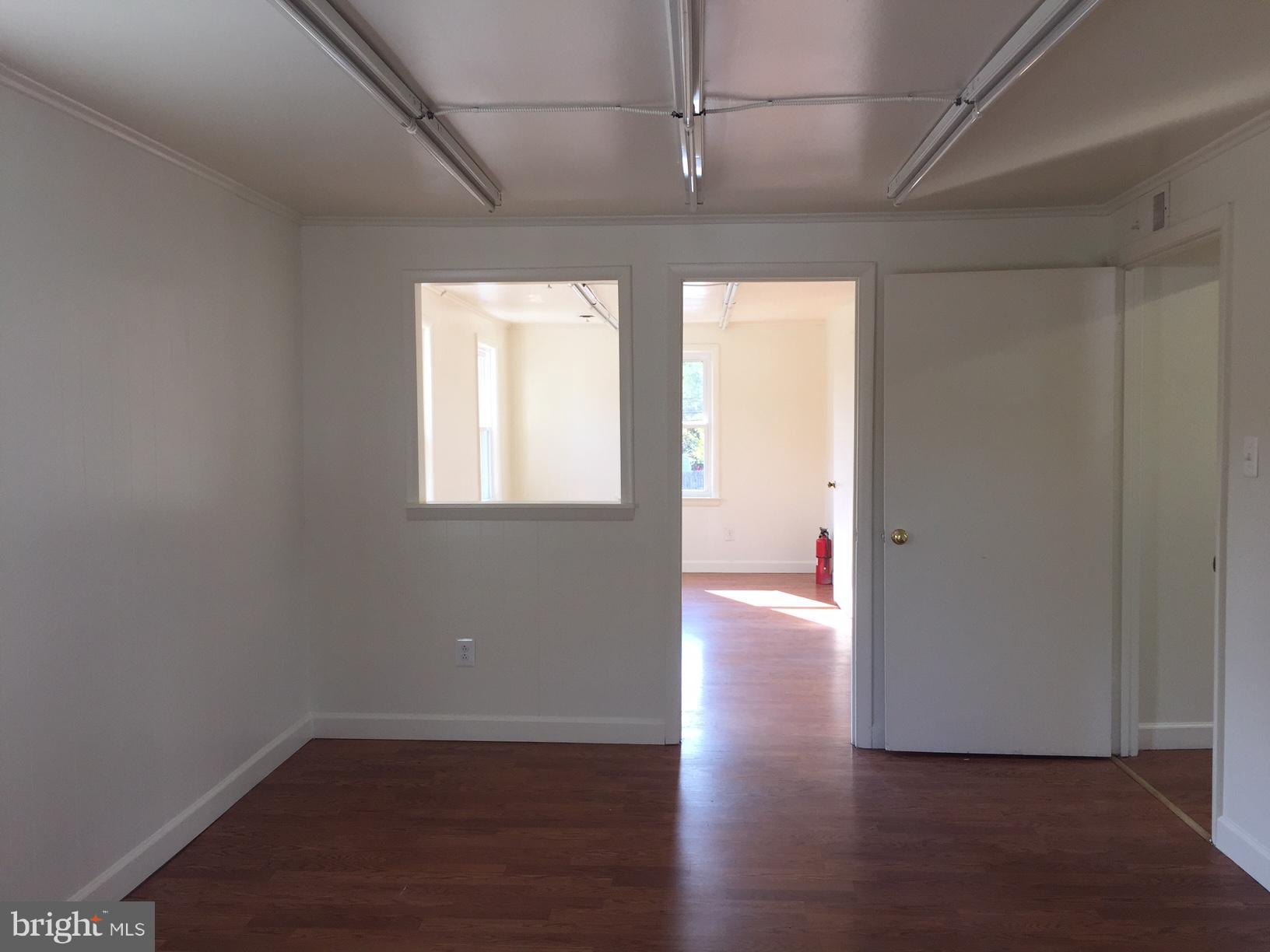 HOLLYWOOD PARK - Commercial Lease