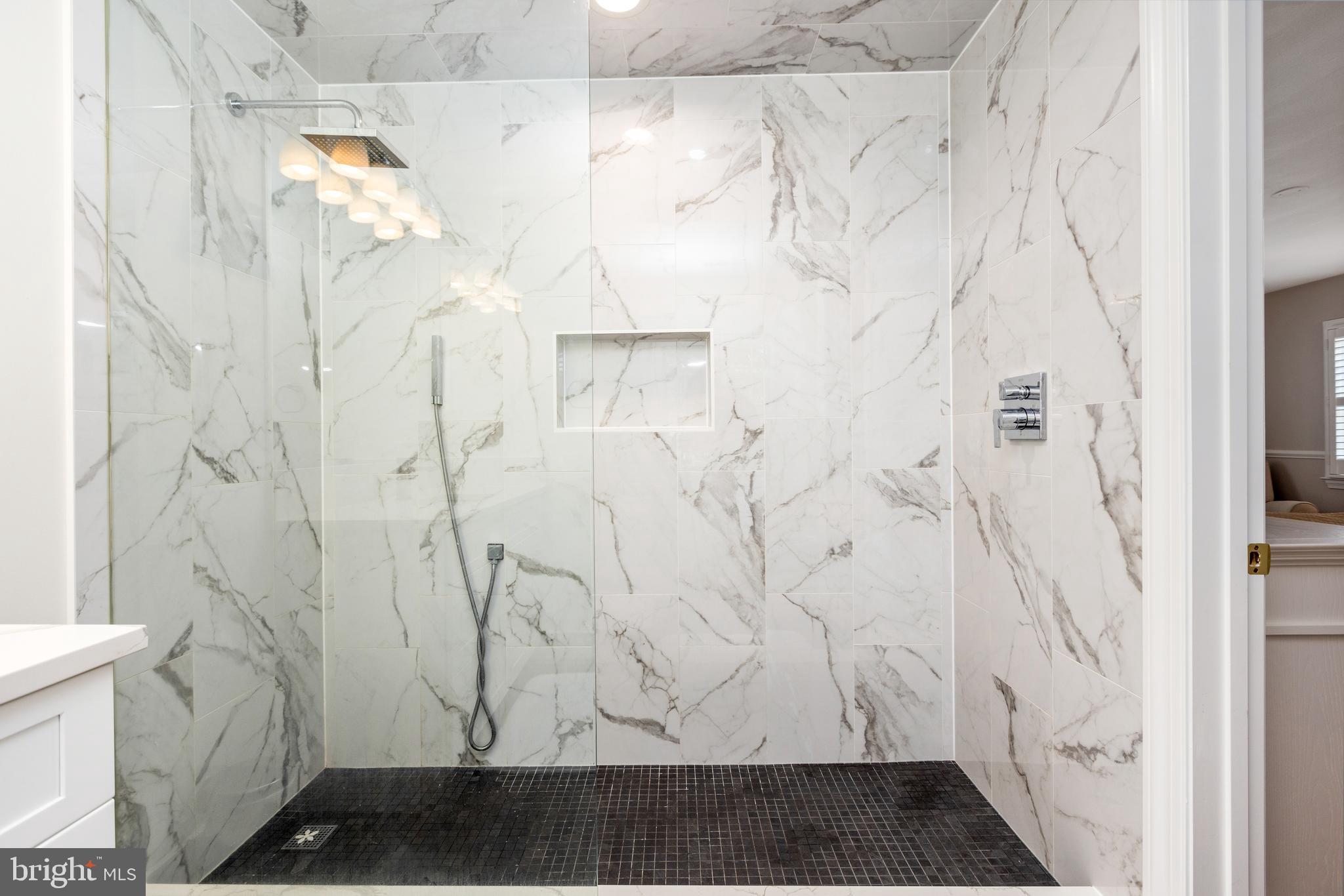 HOMELAND HISTORIC DISTRICT - Residential