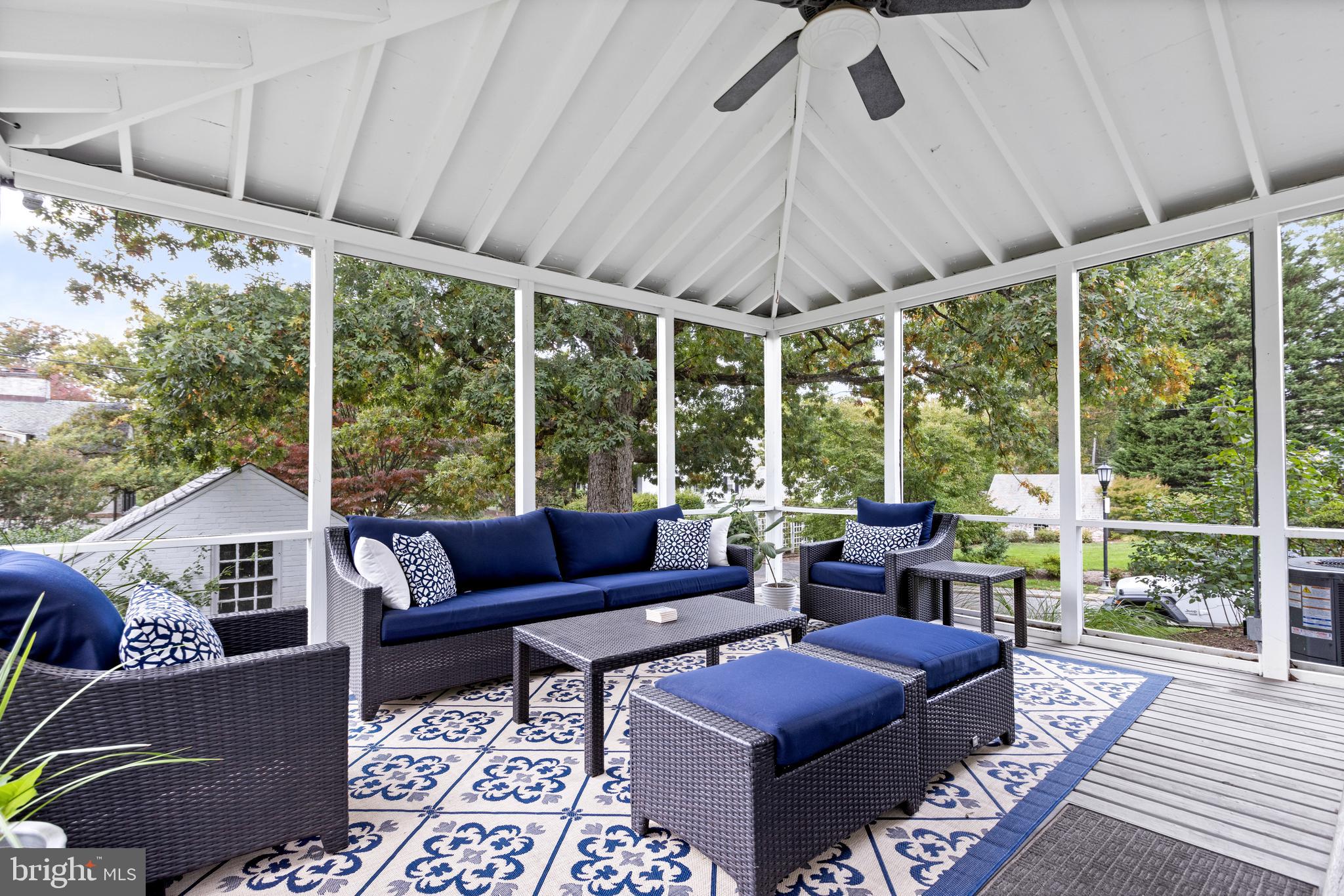 HOMELAND HISTORIC DISTRICT - Residential