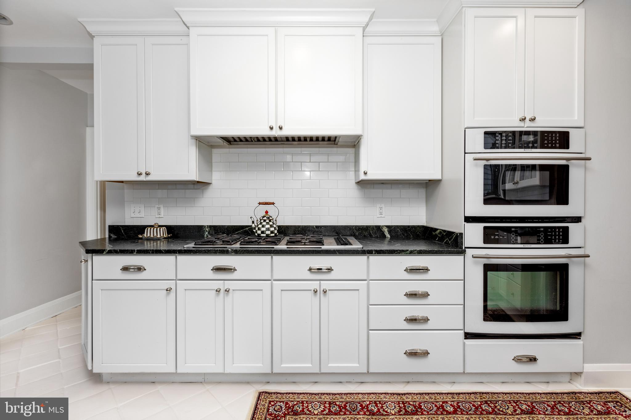 HOMELAND HISTORIC DISTRICT - Residential