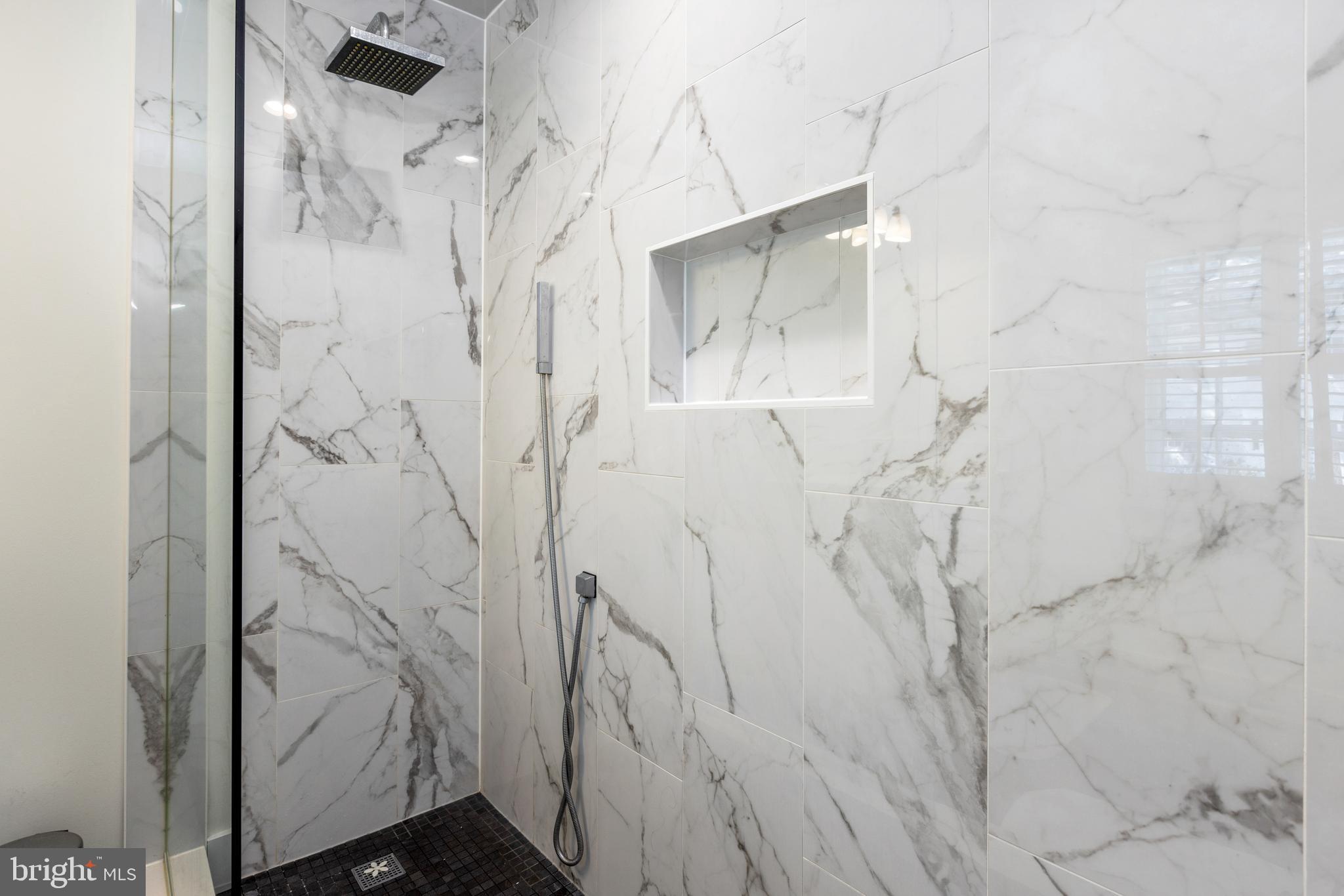 HOMELAND HISTORIC DISTRICT - Residential