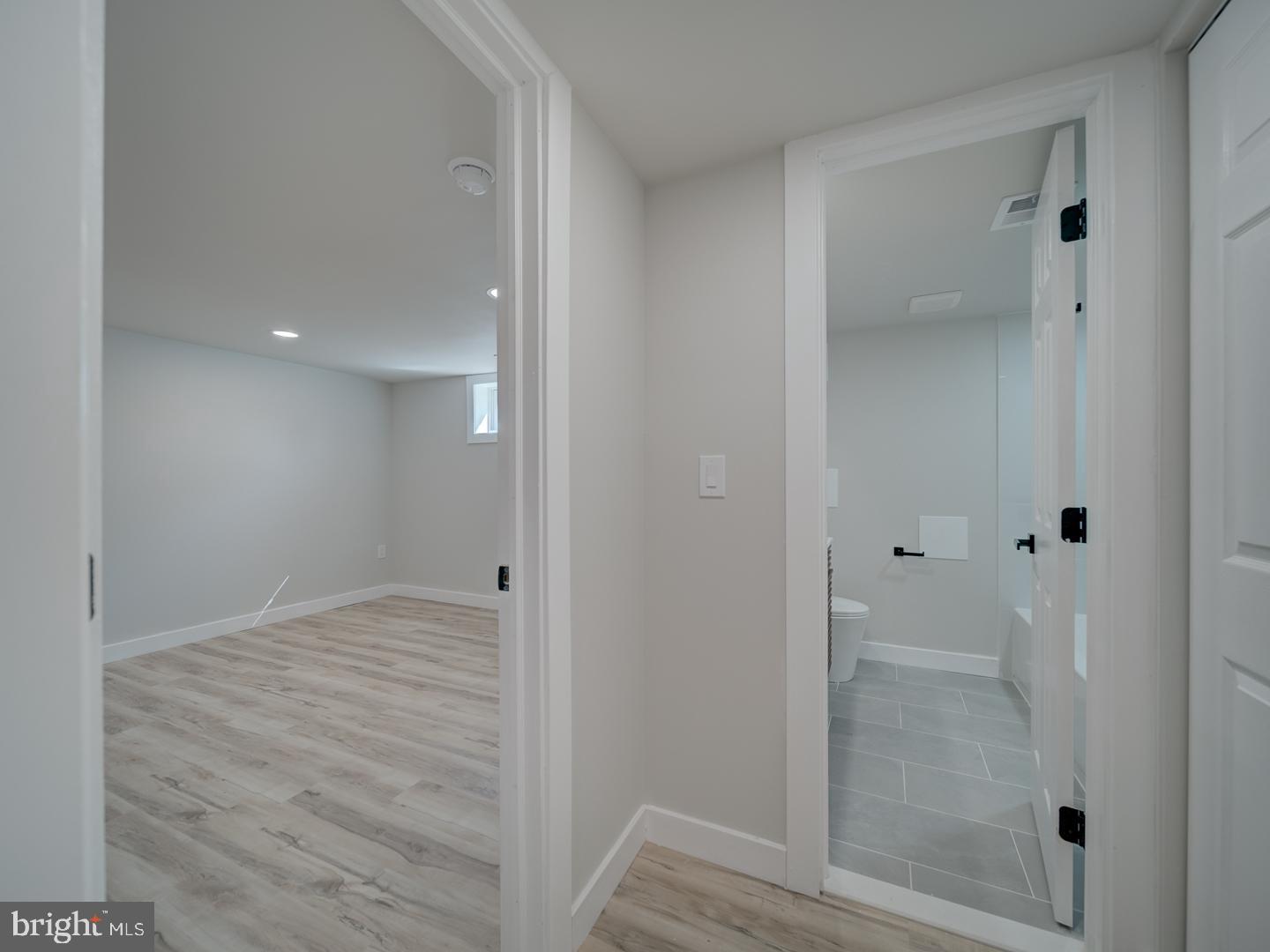 RITCHIE MANOR - Residential