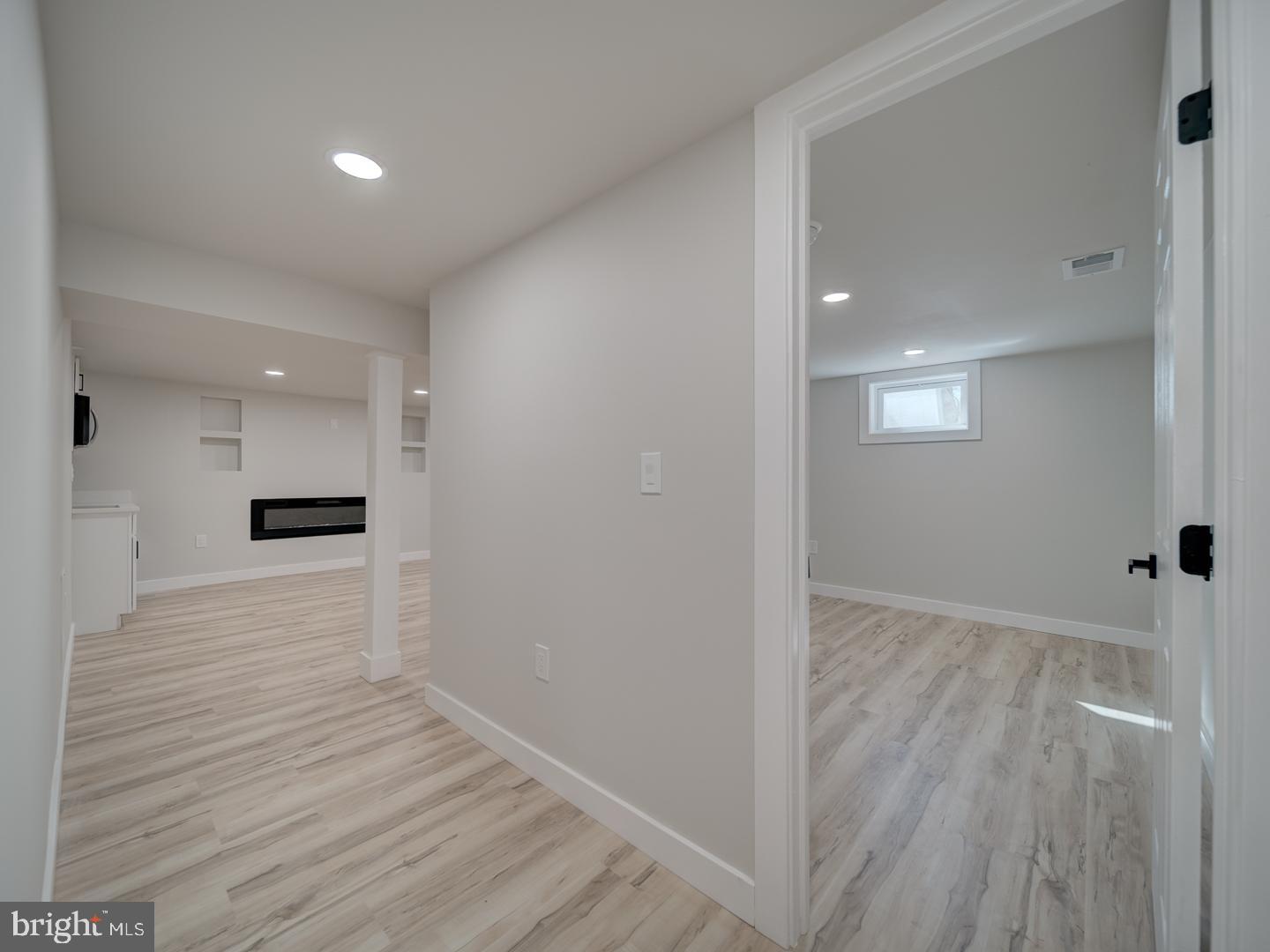 RITCHIE MANOR - Residential