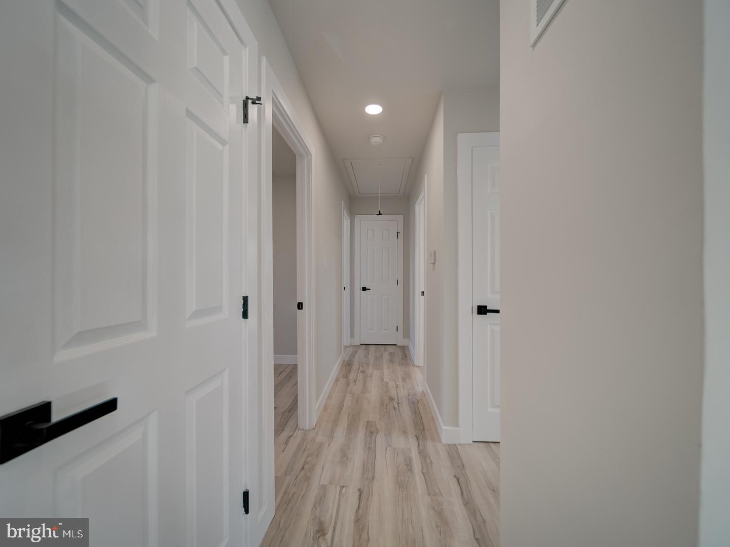 RITCHIE MANOR - Residential