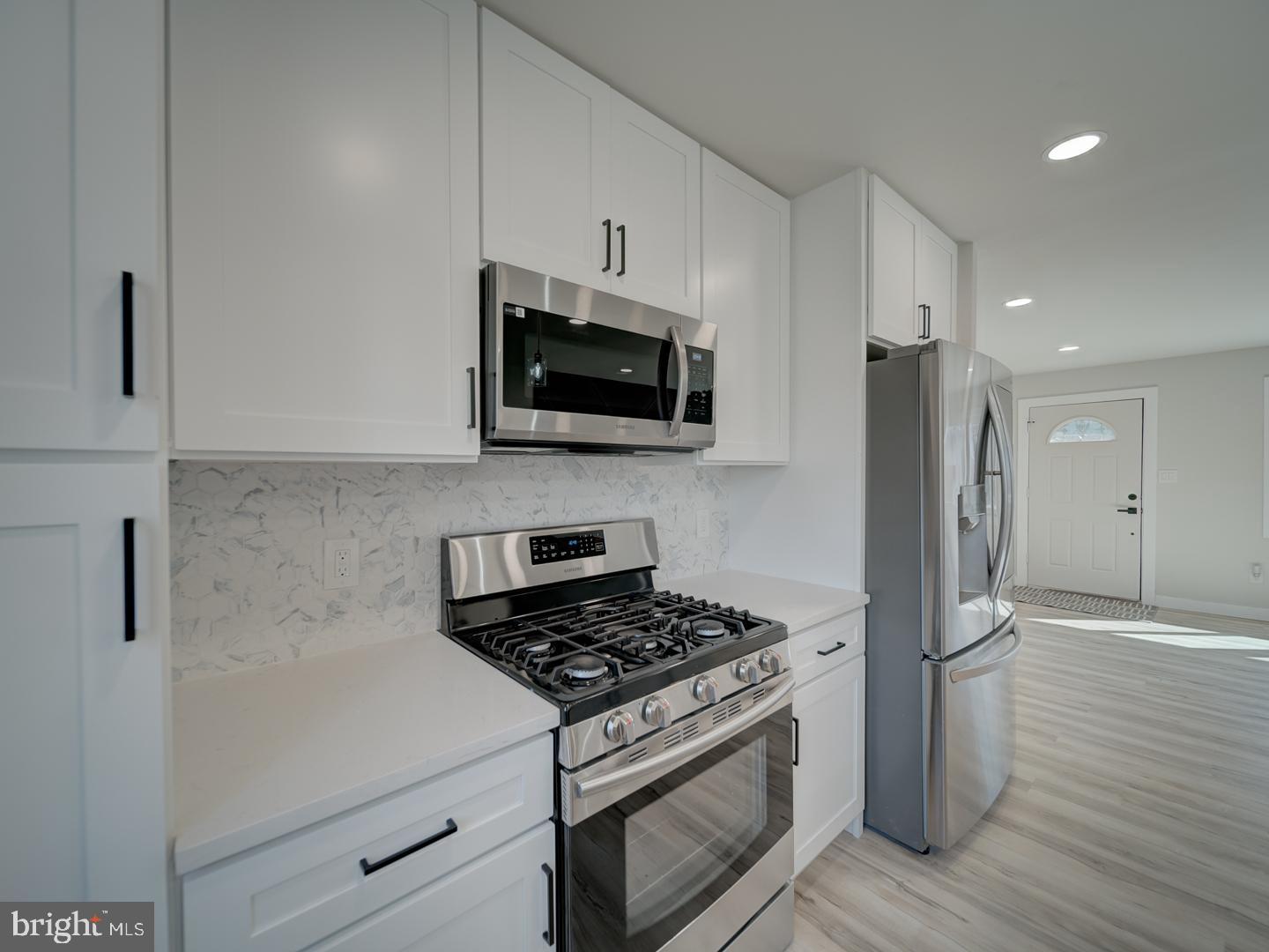 RITCHIE MANOR - Residential