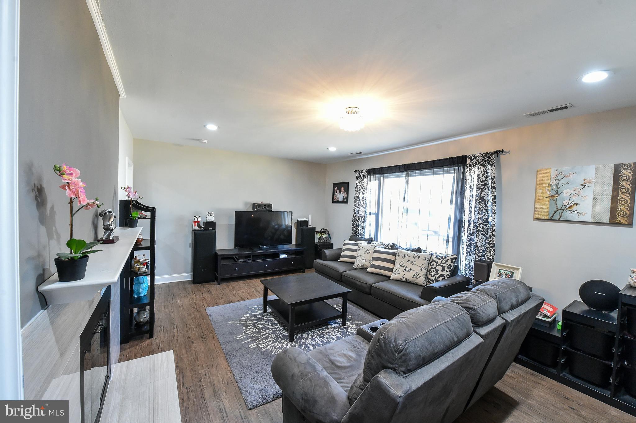 FORT WASHINGTON FOREST - Residential