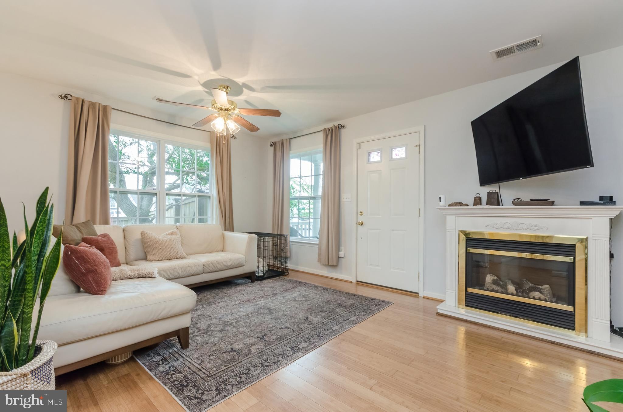 TOWNES OF RIDGEWAY - Residential