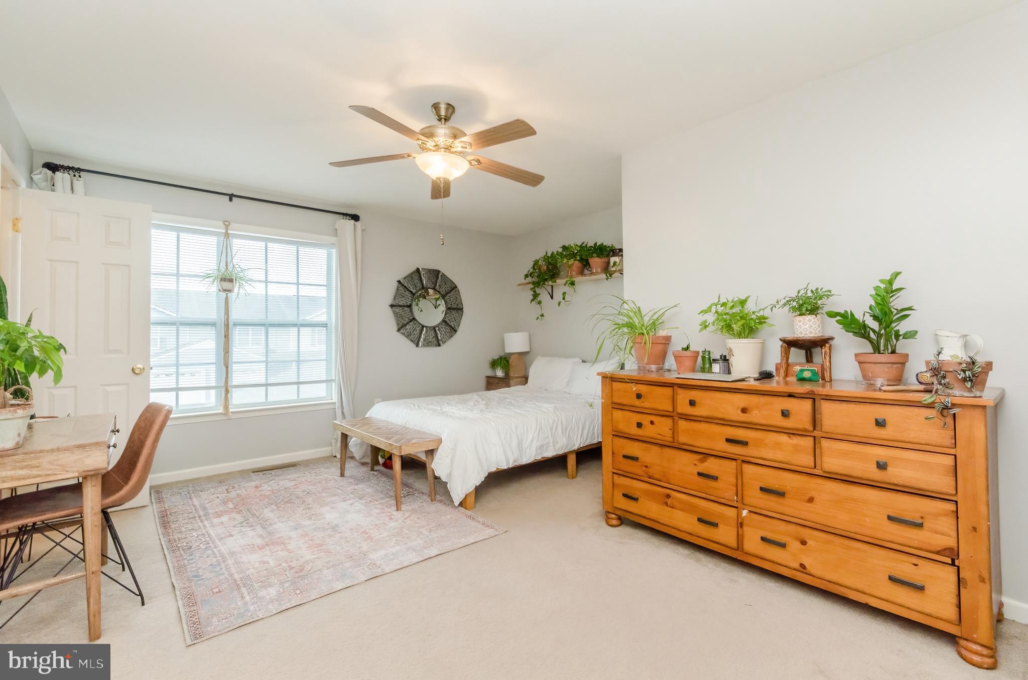 TOWNES OF RIDGEWAY - Residential