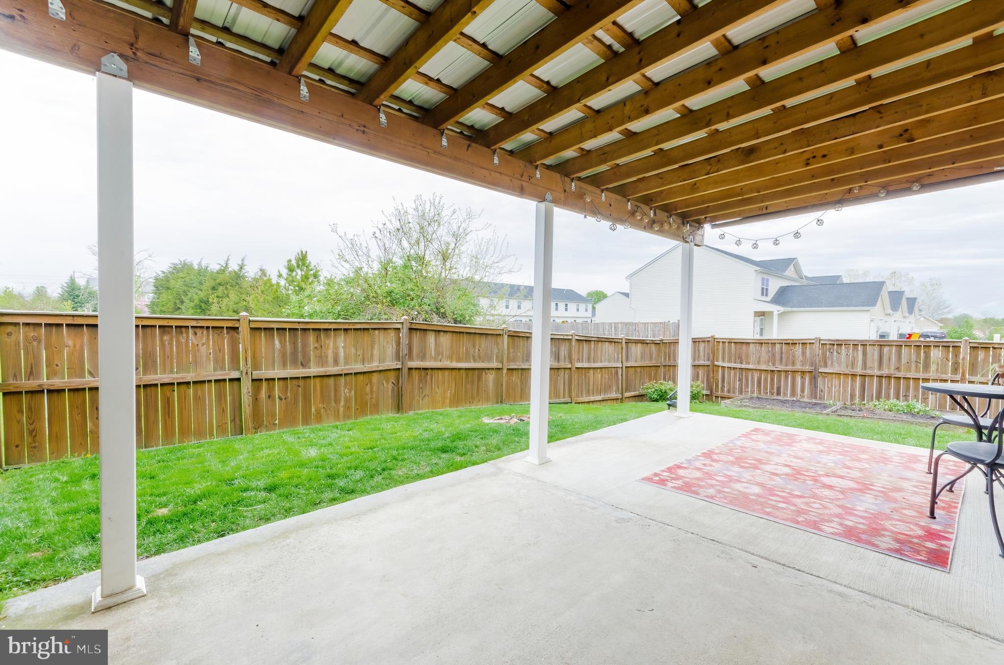 TOWNES OF RIDGEWAY - Residential