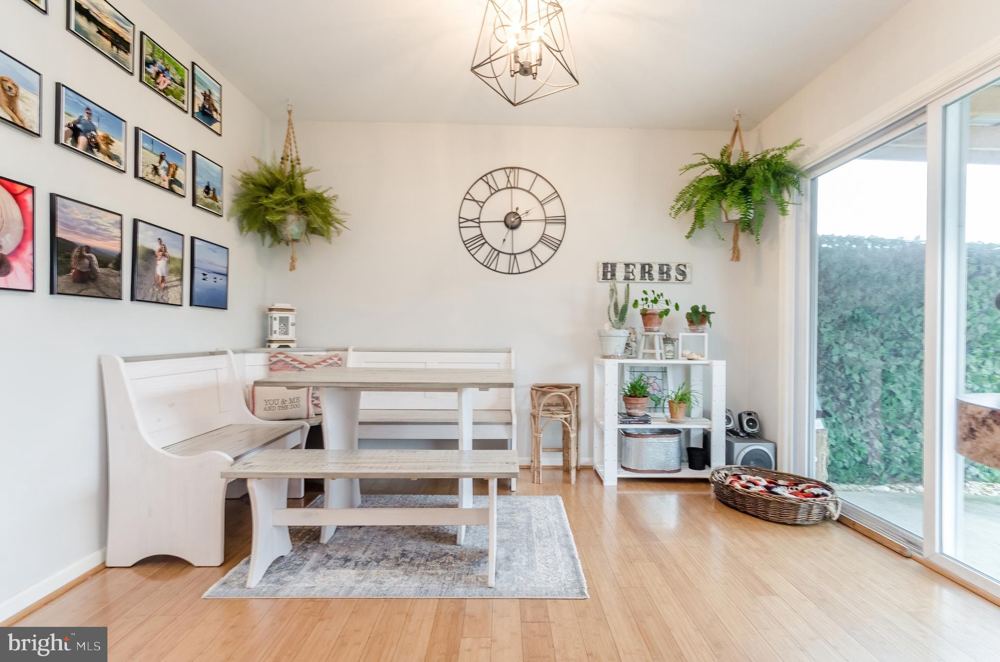 TOWNES OF RIDGEWAY - Residential