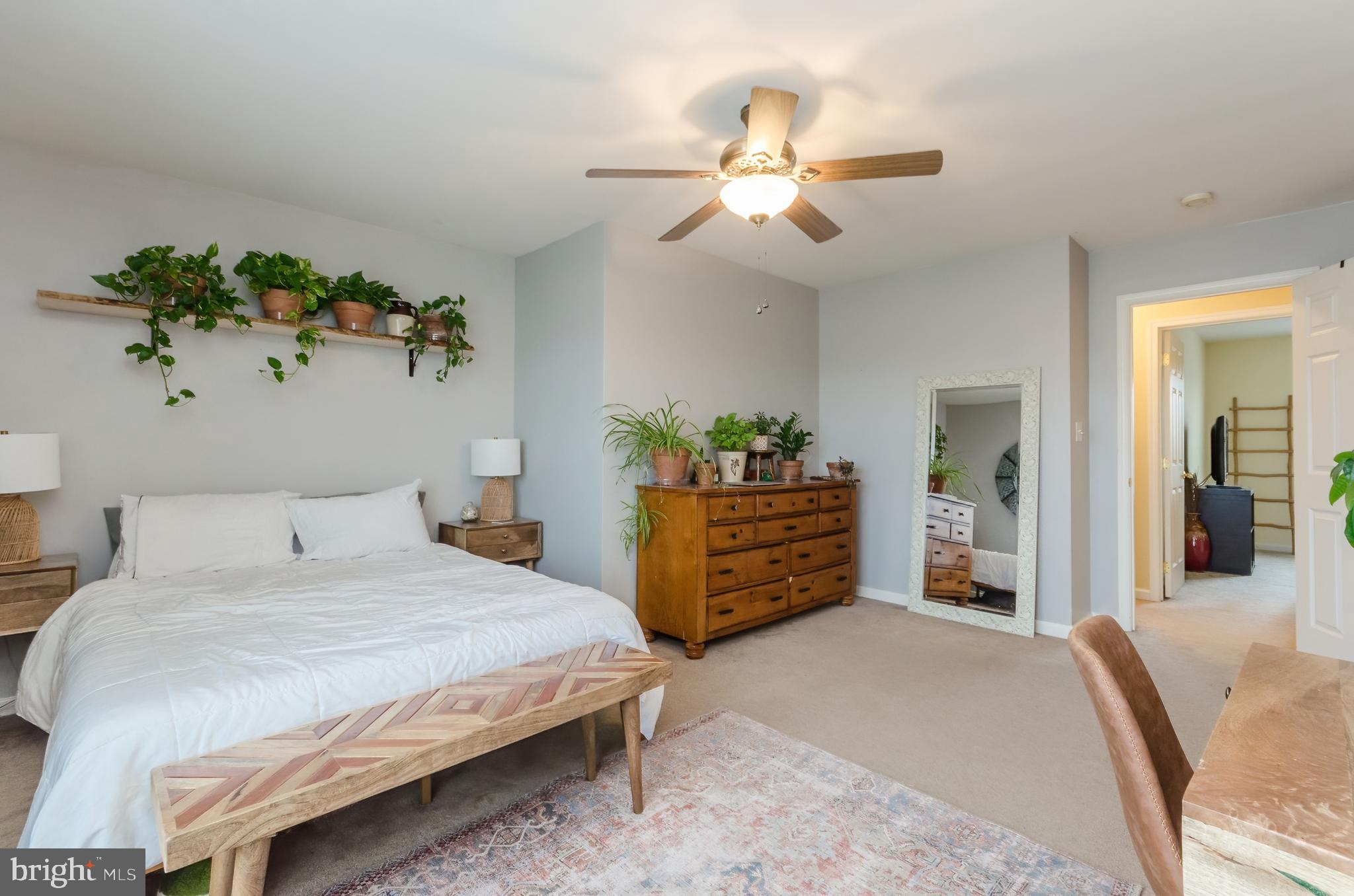 TOWNES OF RIDGEWAY - Residential