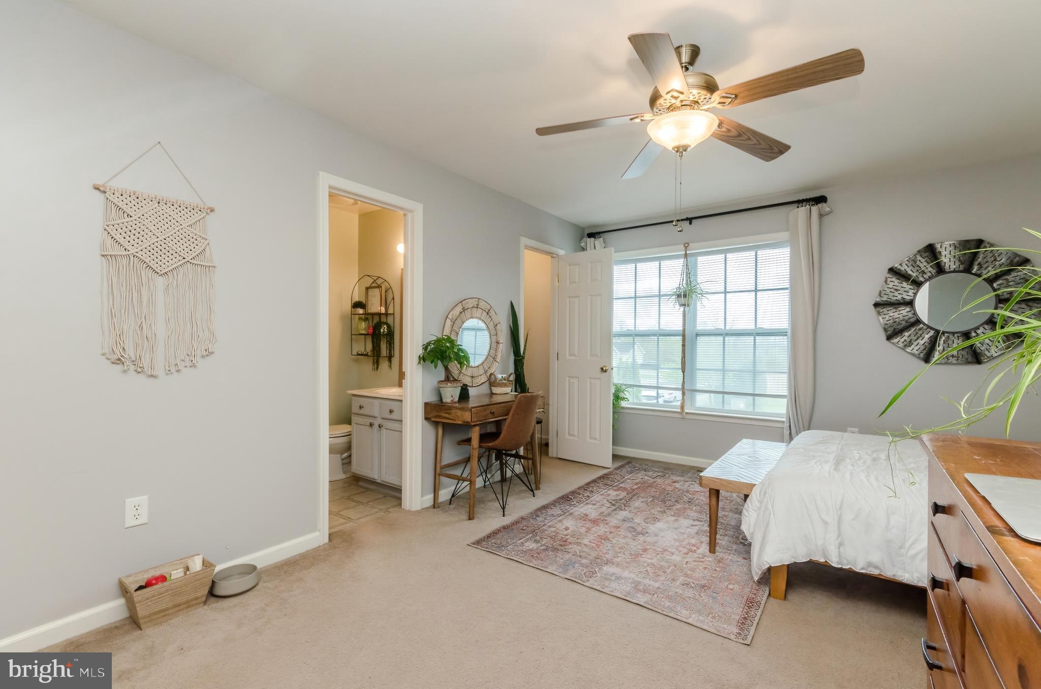 TOWNES OF RIDGEWAY - Residential