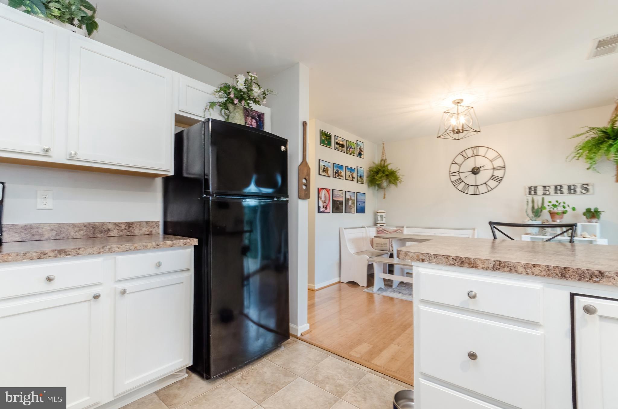 TOWNES OF RIDGEWAY - Residential