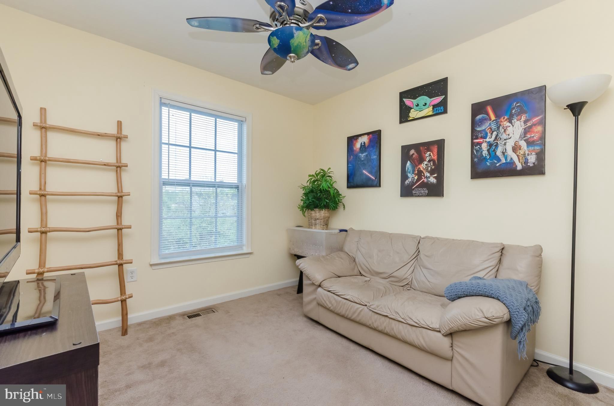 TOWNES OF RIDGEWAY - Residential