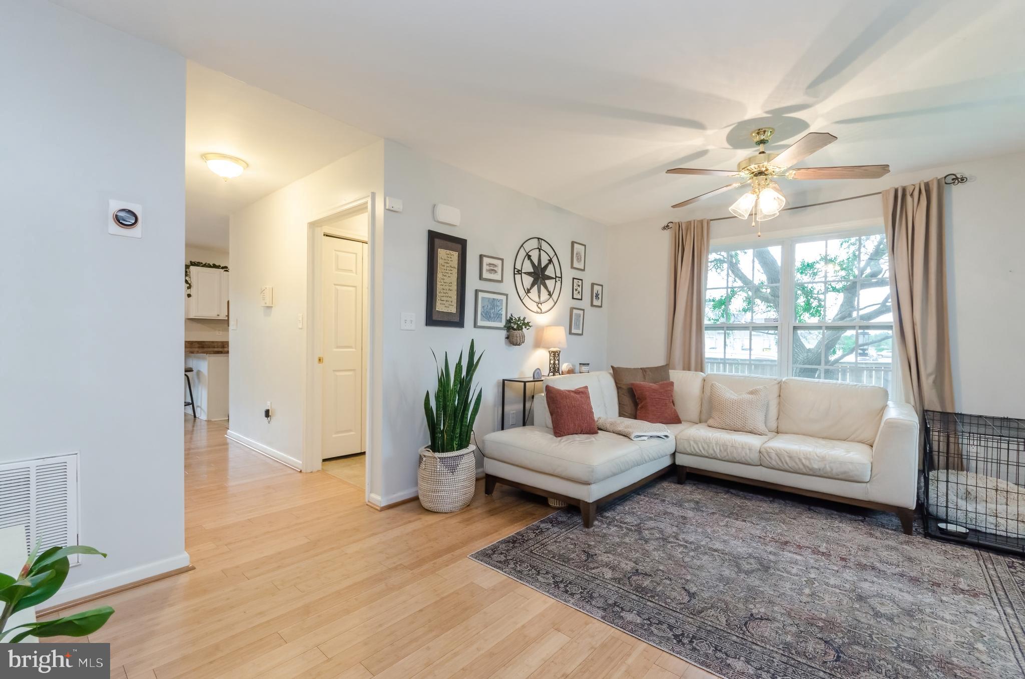 TOWNES OF RIDGEWAY - Residential