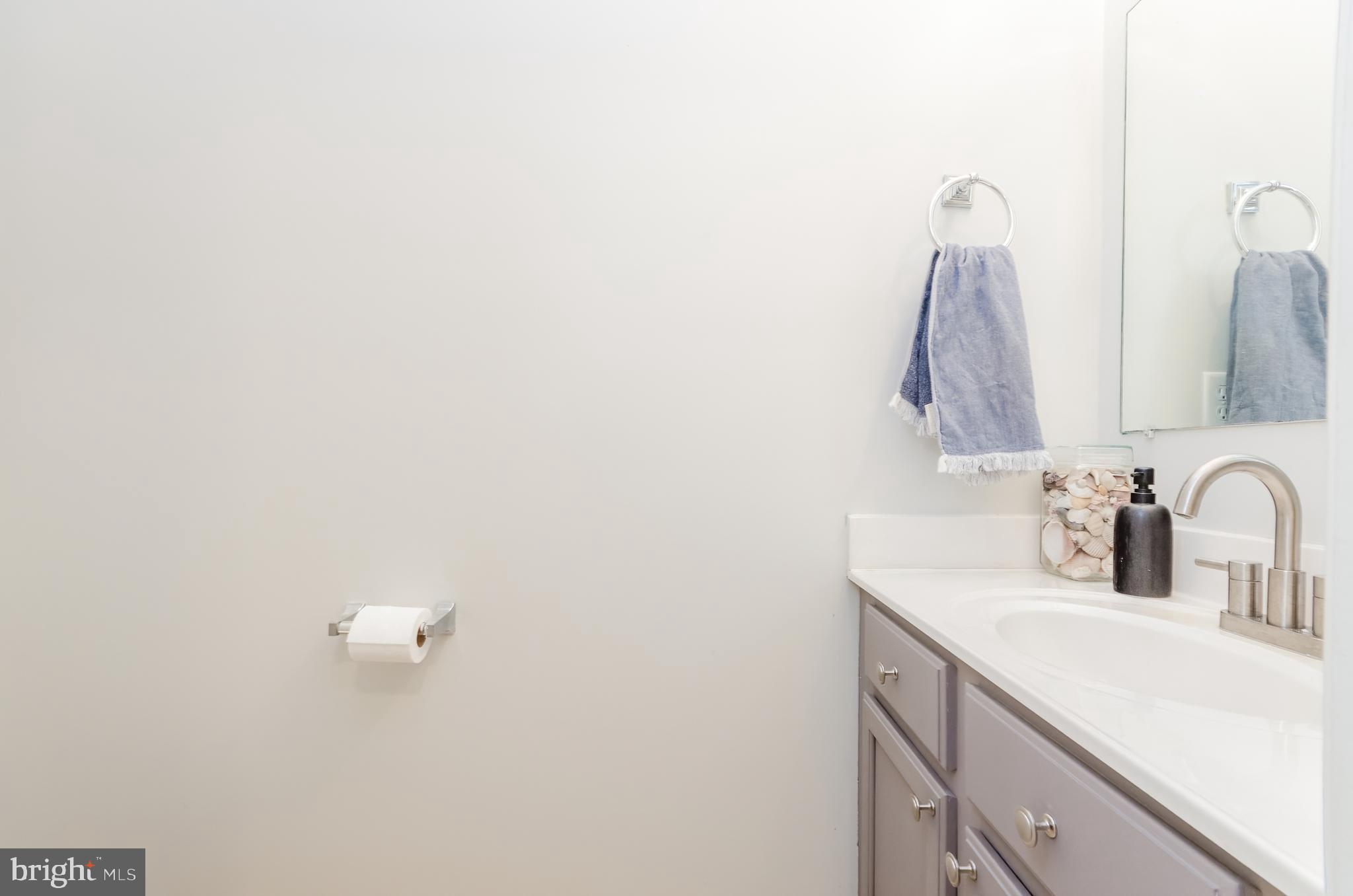 TOWNES OF RIDGEWAY - Residential