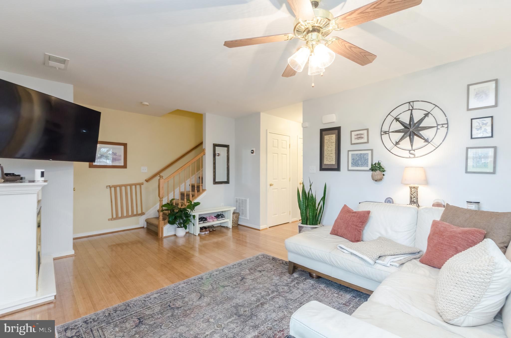 TOWNES OF RIDGEWAY - Residential