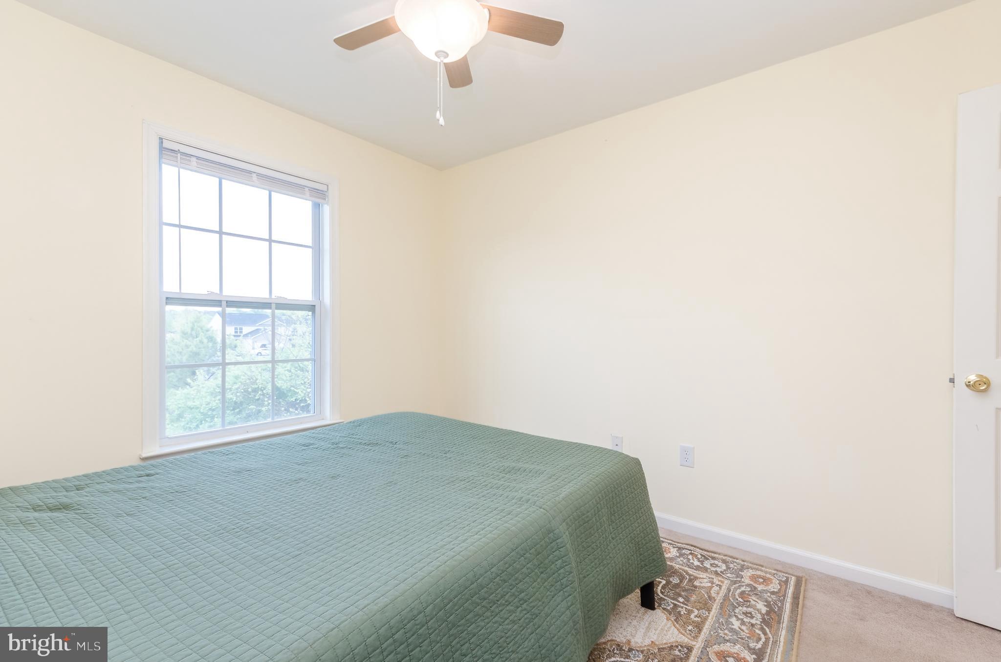 TOWNES OF RIDGEWAY - Residential