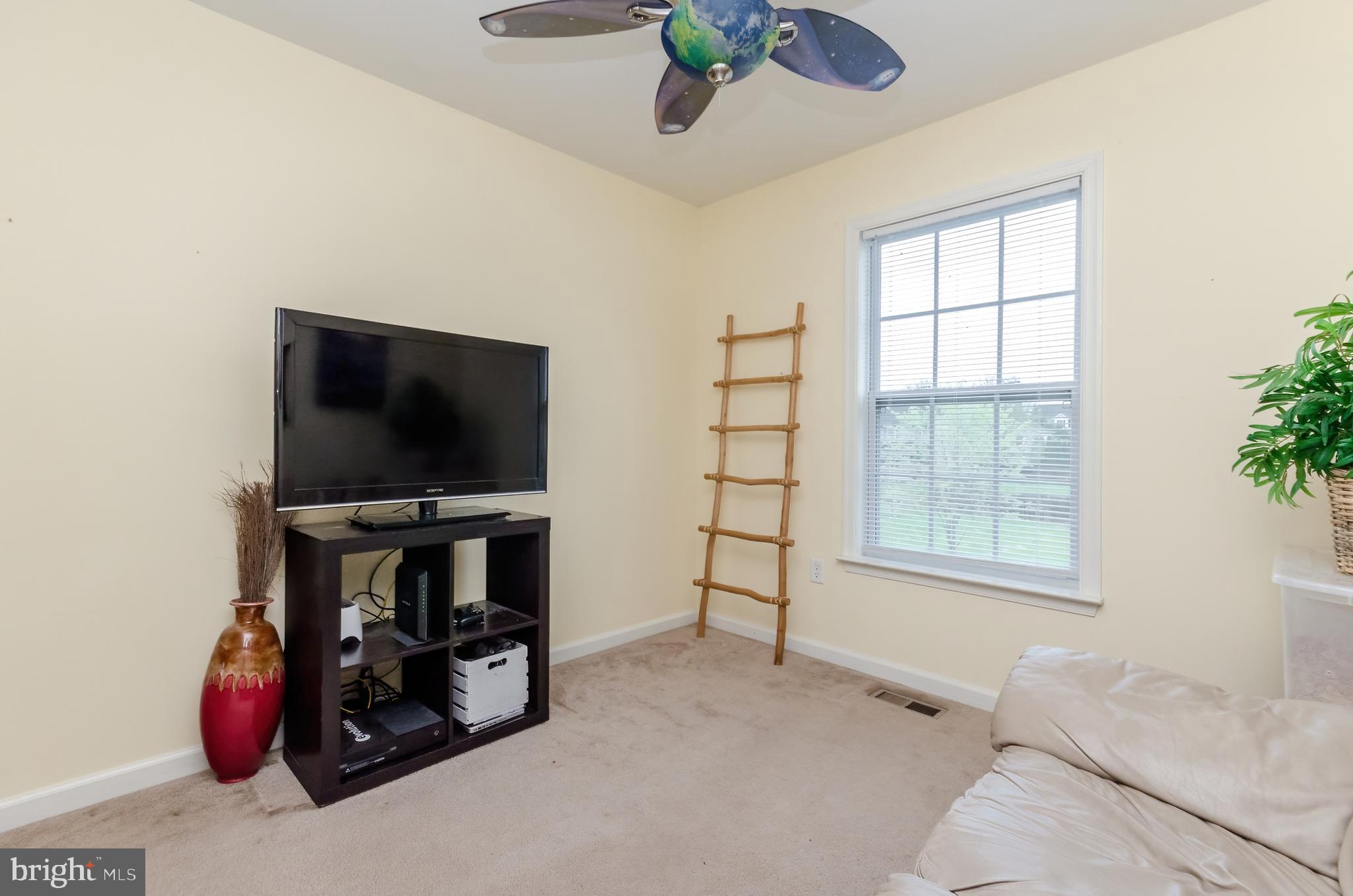 TOWNES OF RIDGEWAY - Residential