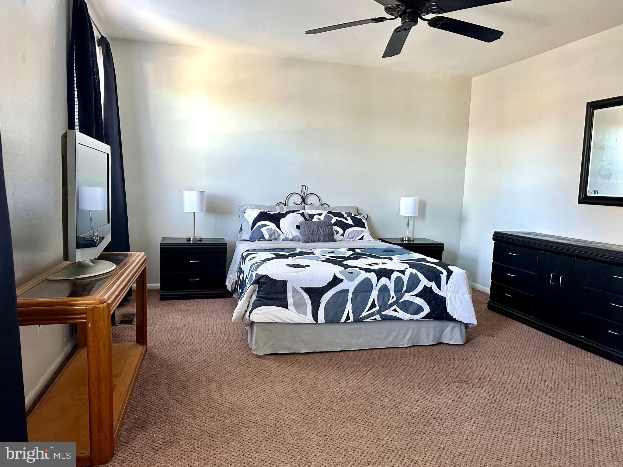 NESHAMINY VALLEY - Residential