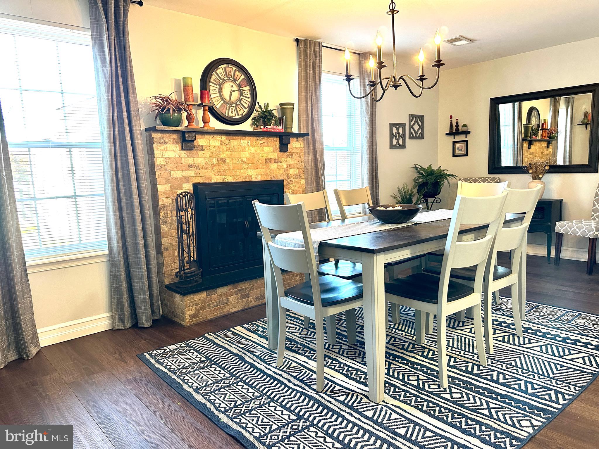 NESHAMINY VALLEY - Residential