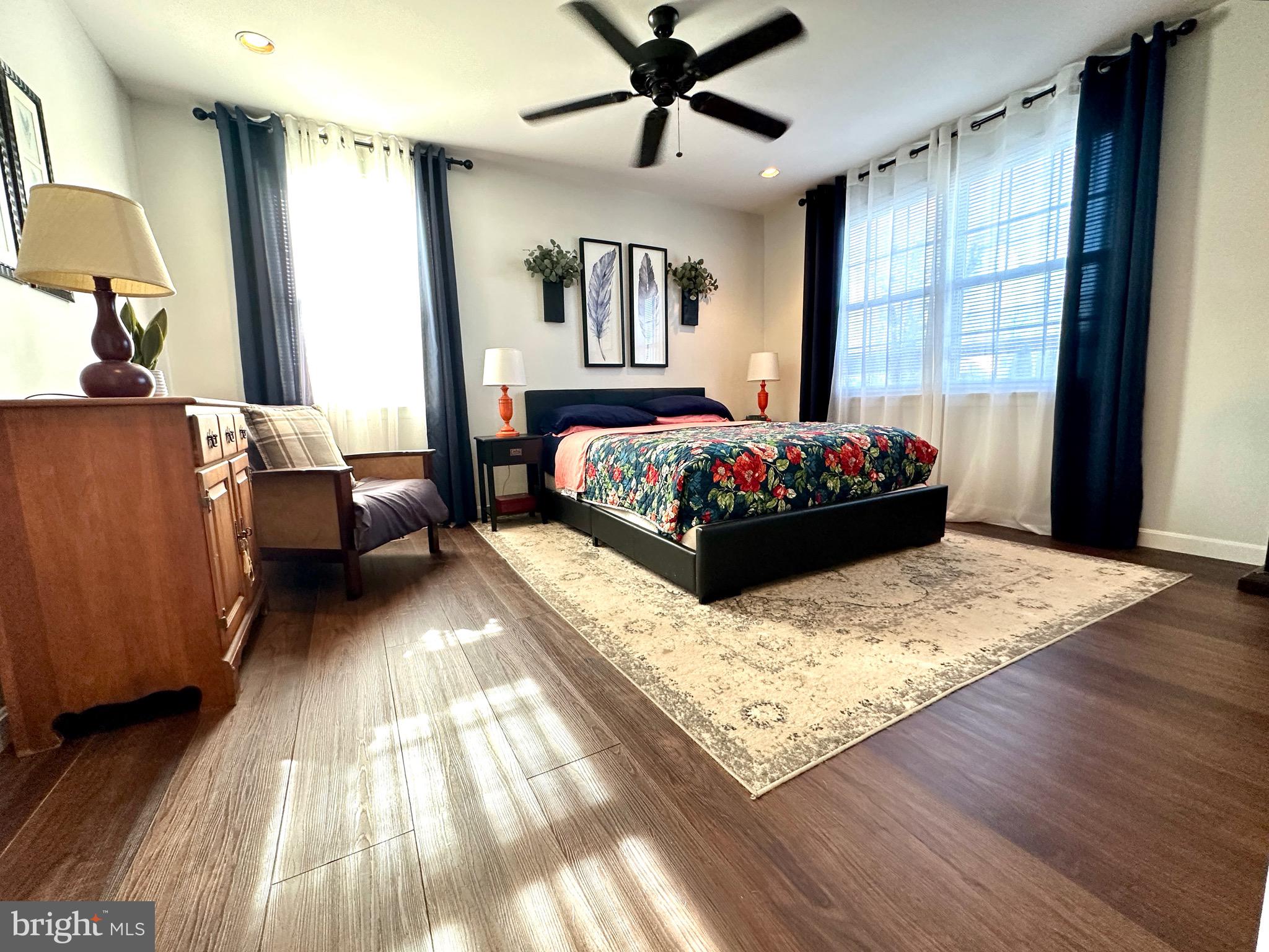 NESHAMINY VALLEY - Residential