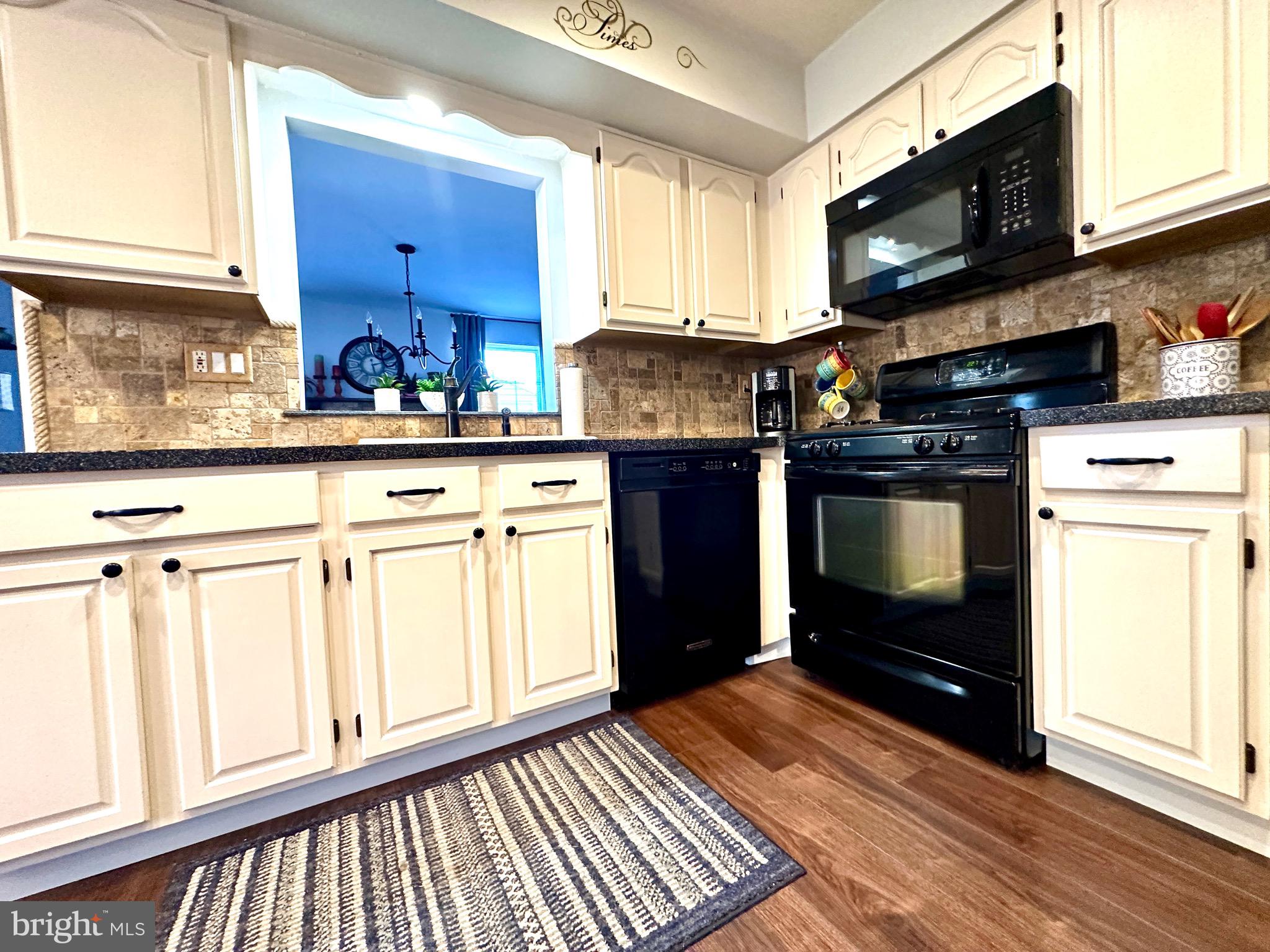 NESHAMINY VALLEY - Residential