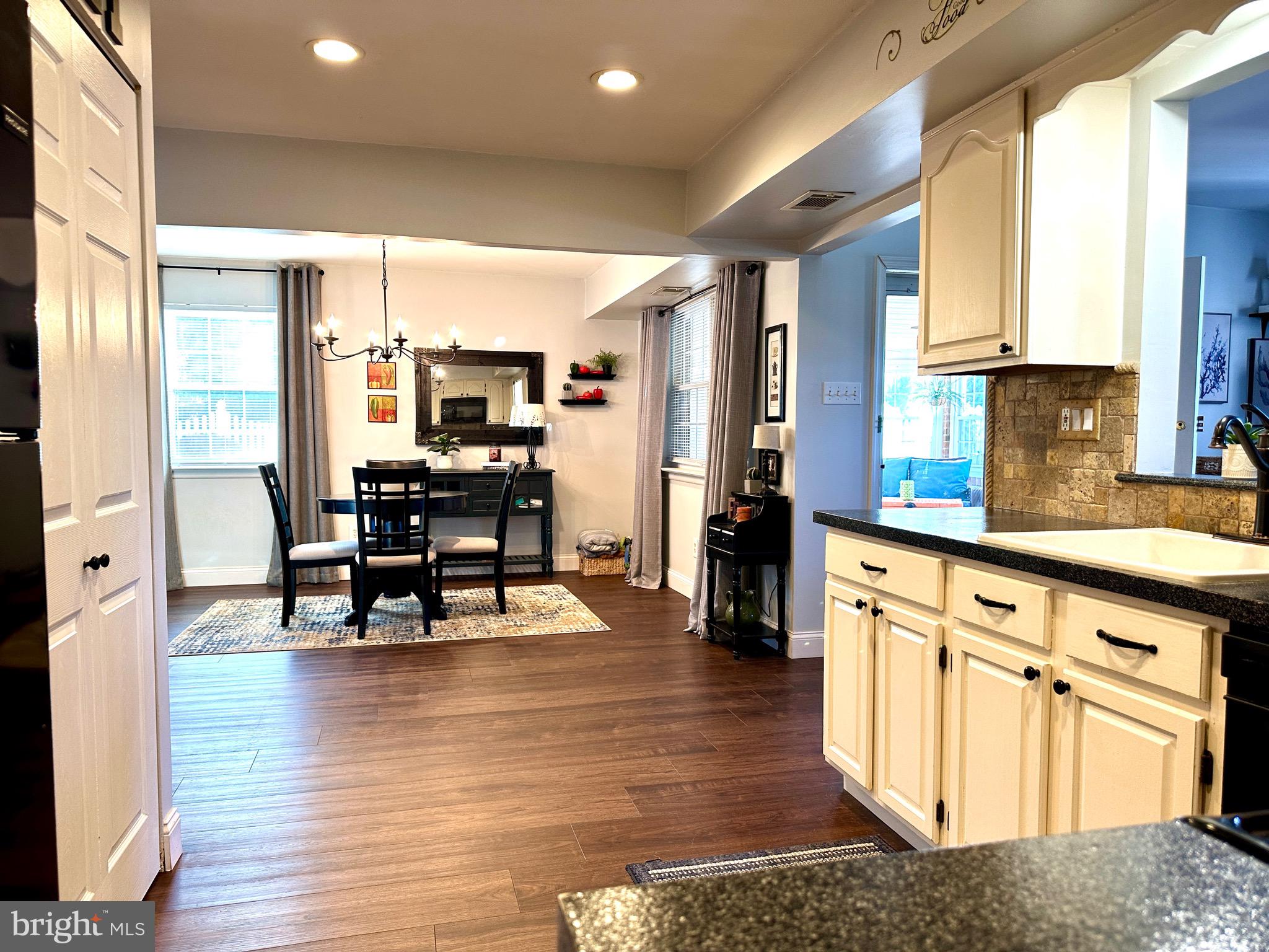 NESHAMINY VALLEY - Residential