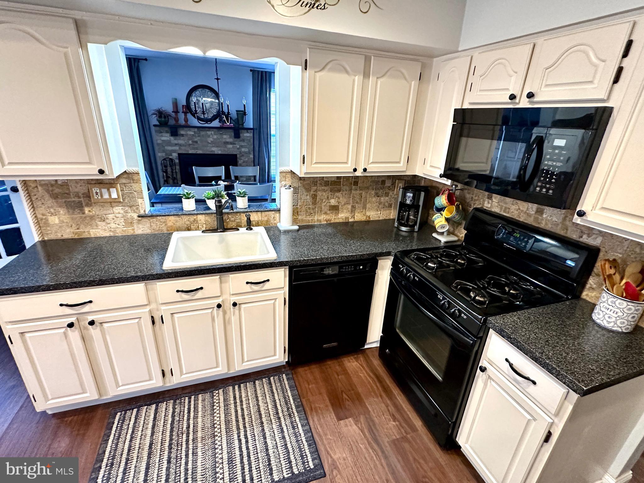 NESHAMINY VALLEY - Residential