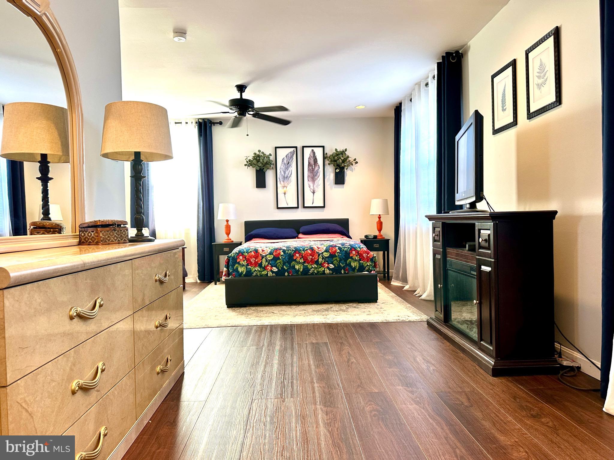 NESHAMINY VALLEY - Residential