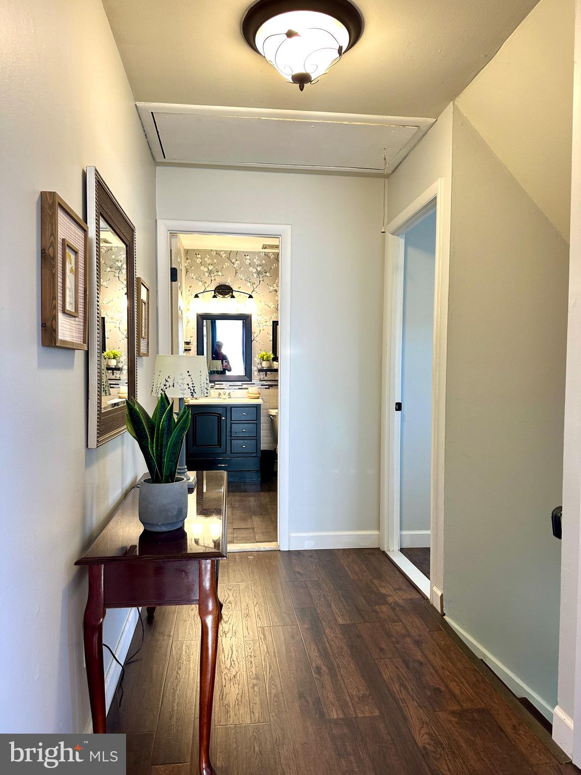 NESHAMINY VALLEY - Residential