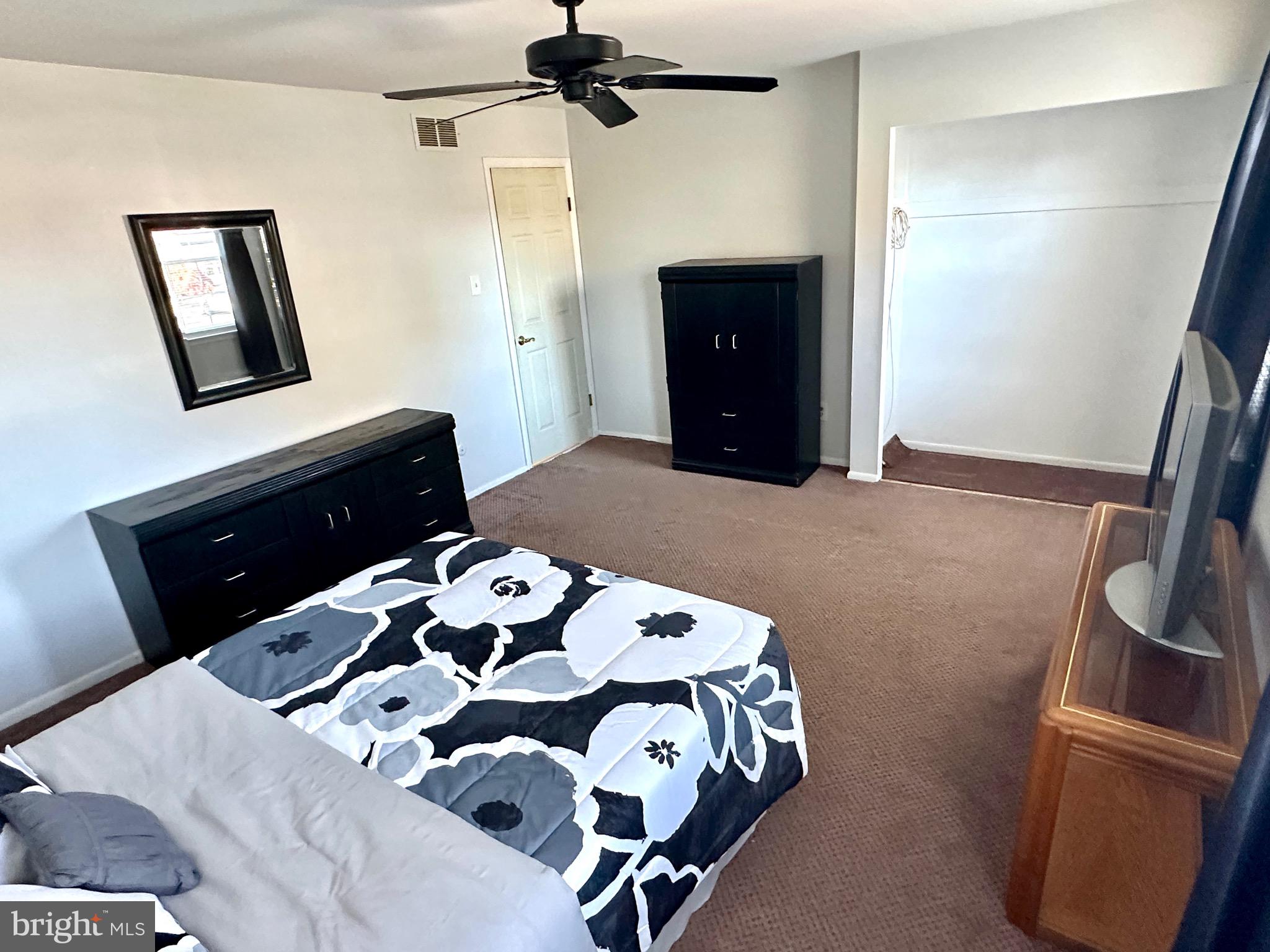 NESHAMINY VALLEY - Residential