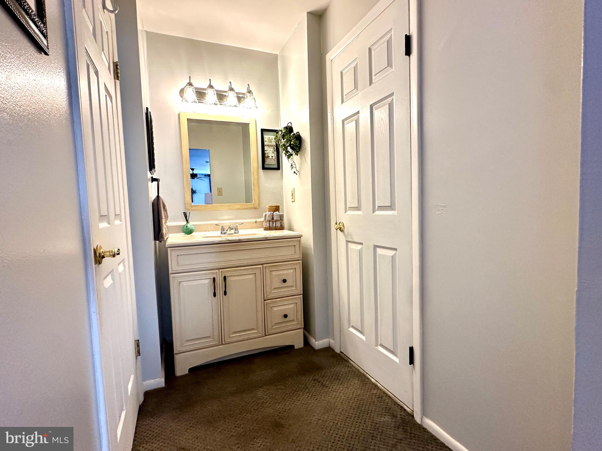 NESHAMINY VALLEY - Residential