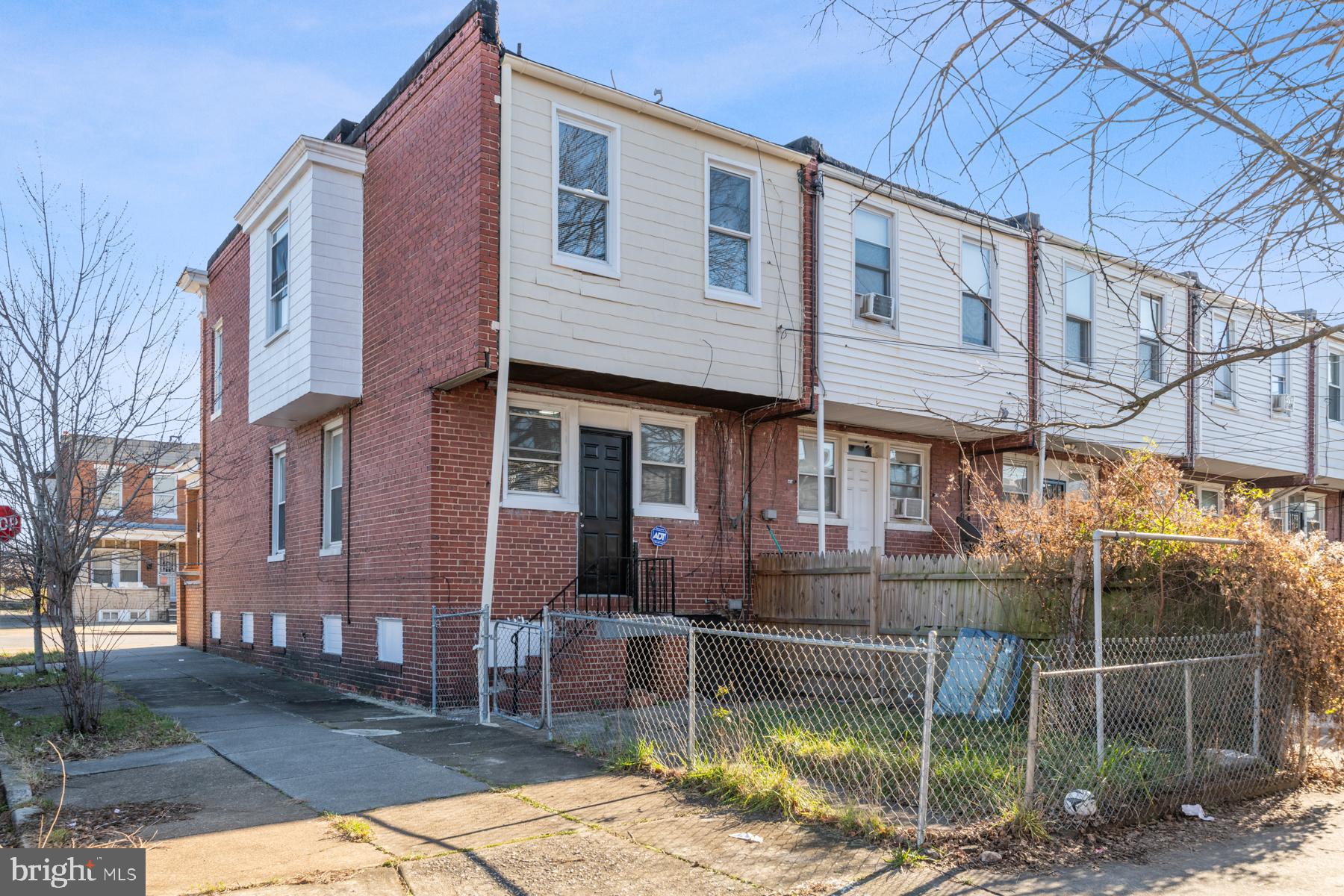 MADISON EASTEND - Residential