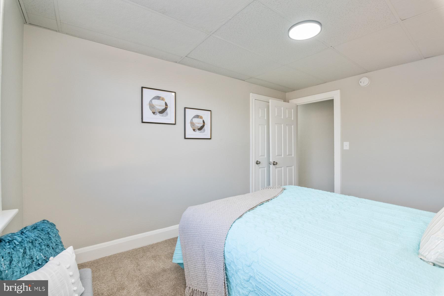 MADISON EASTEND - Residential