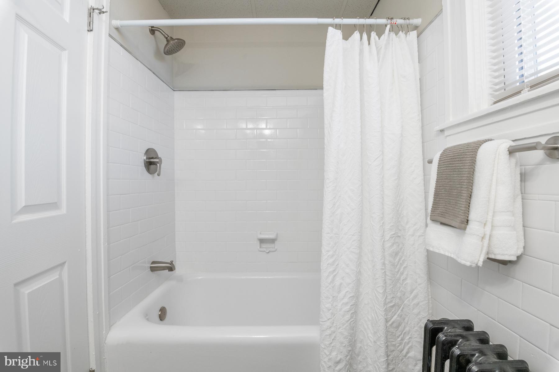 MADISON EASTEND - Residential