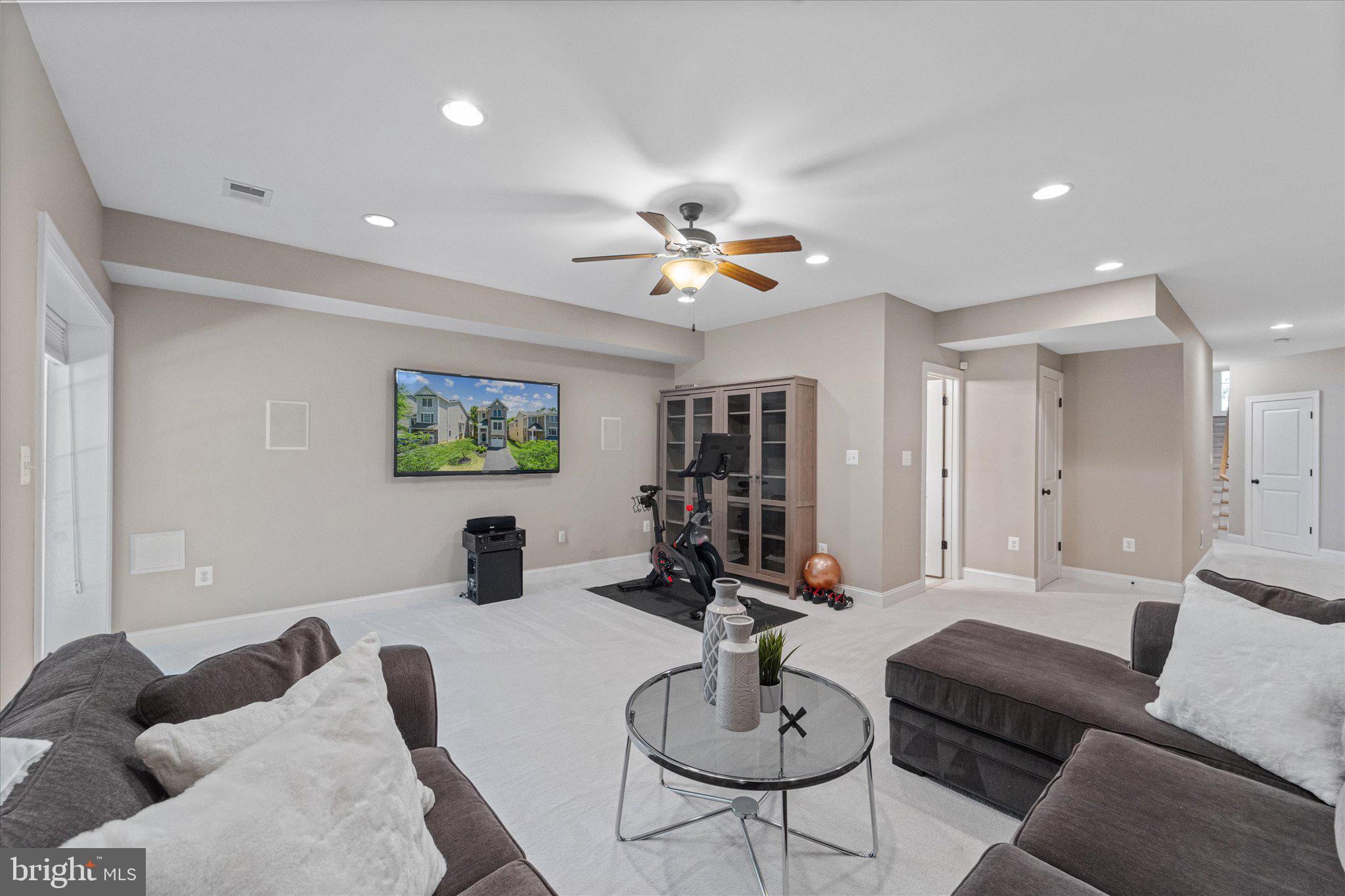 ELLISON HEIGHTS - Residential