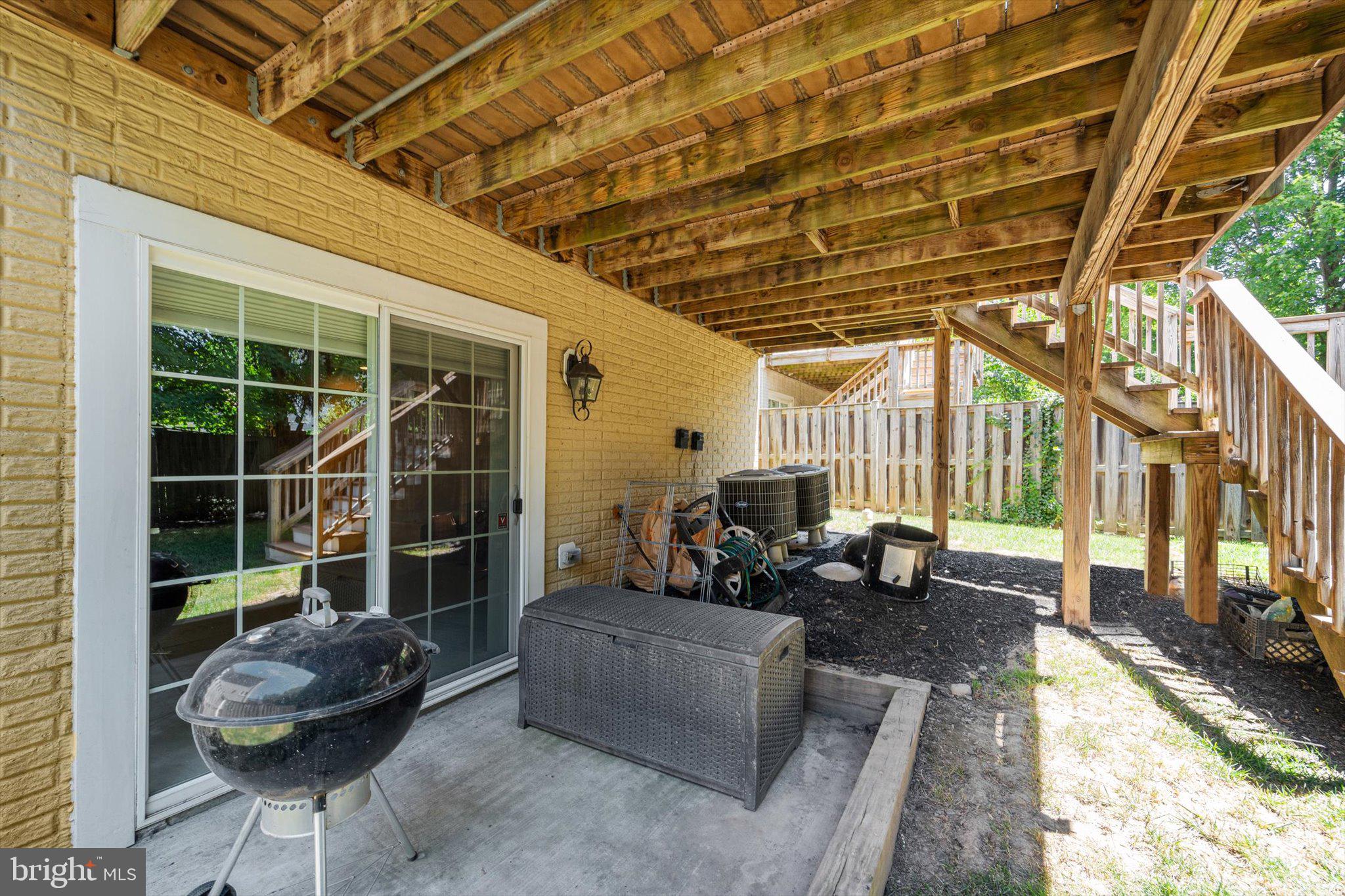 ELLISON HEIGHTS - Residential