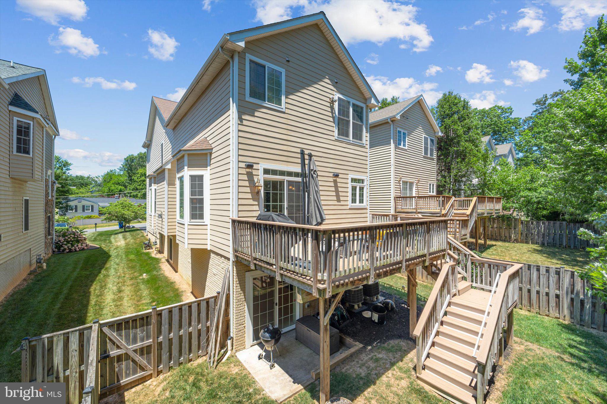 ELLISON HEIGHTS - Residential