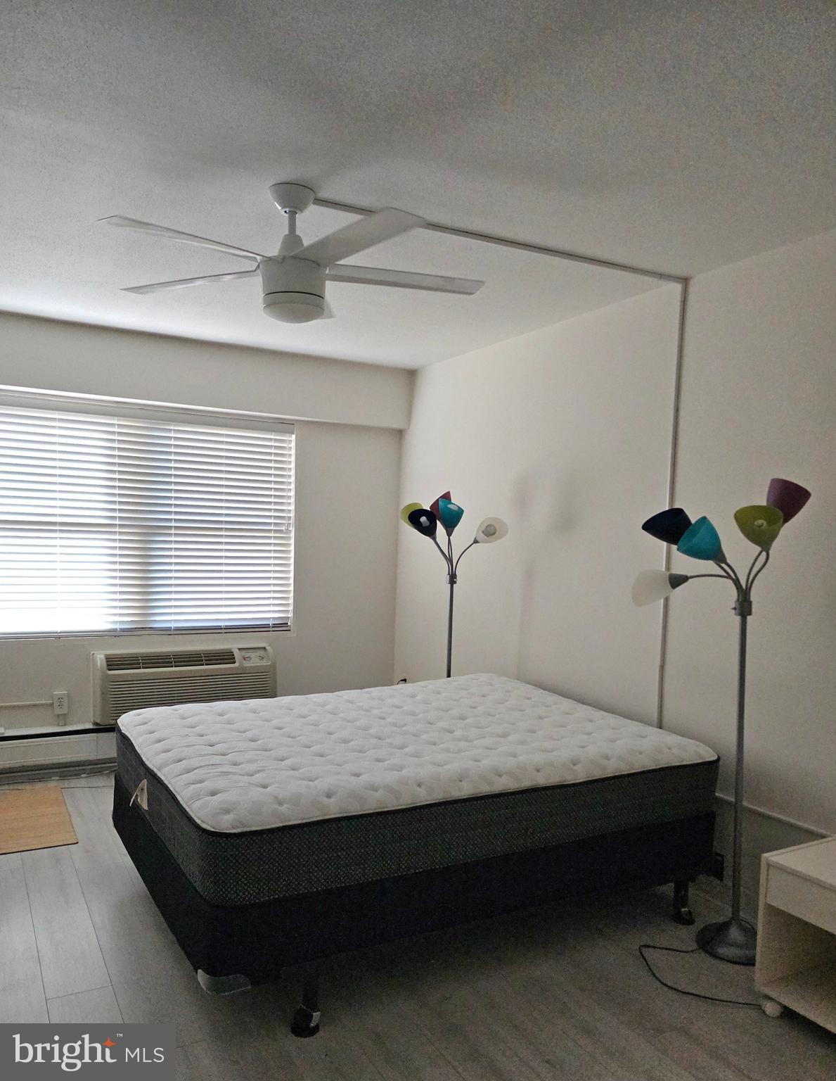 ELKINS PARK HOUSE - Residential