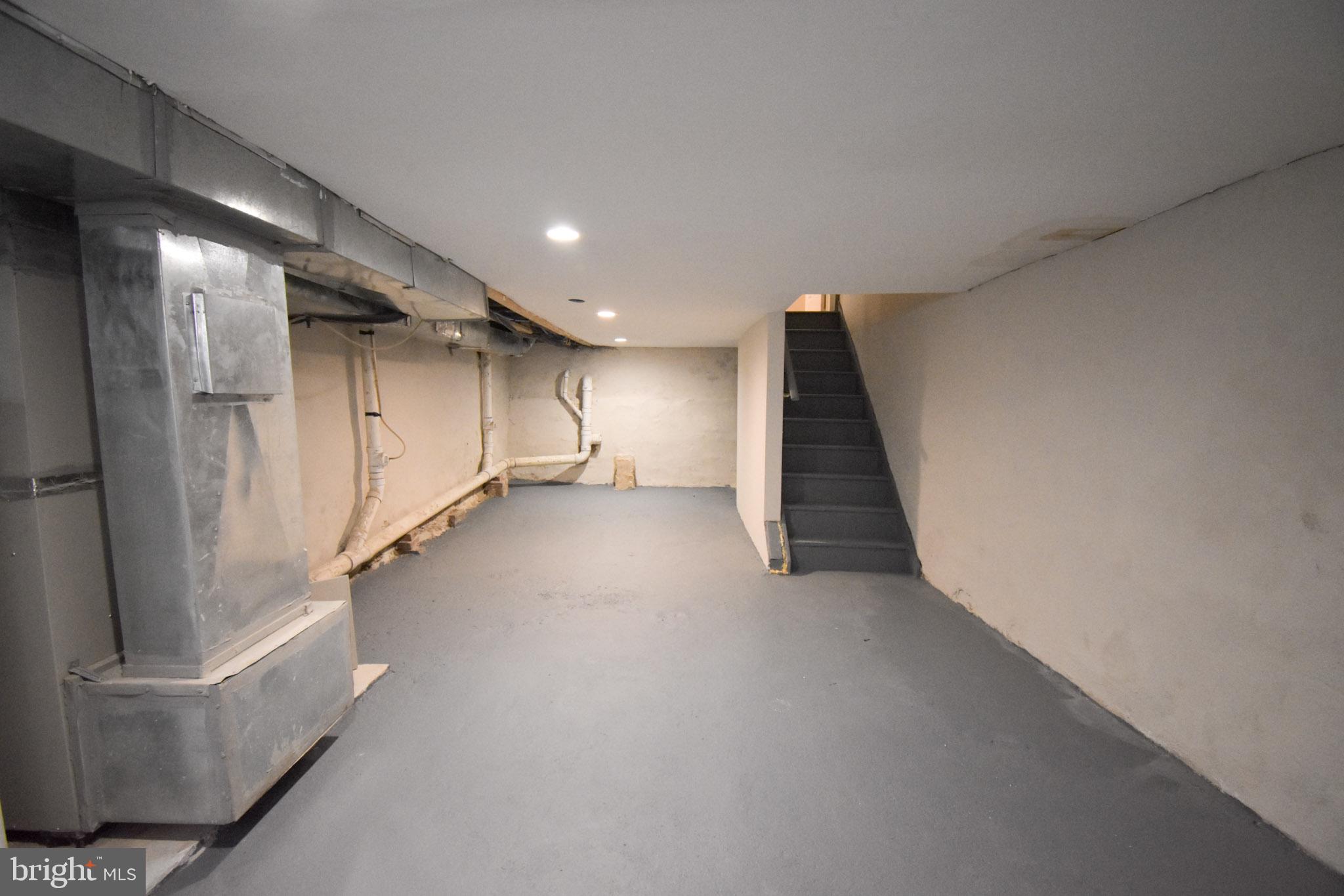 POINT BREEZE - Residential