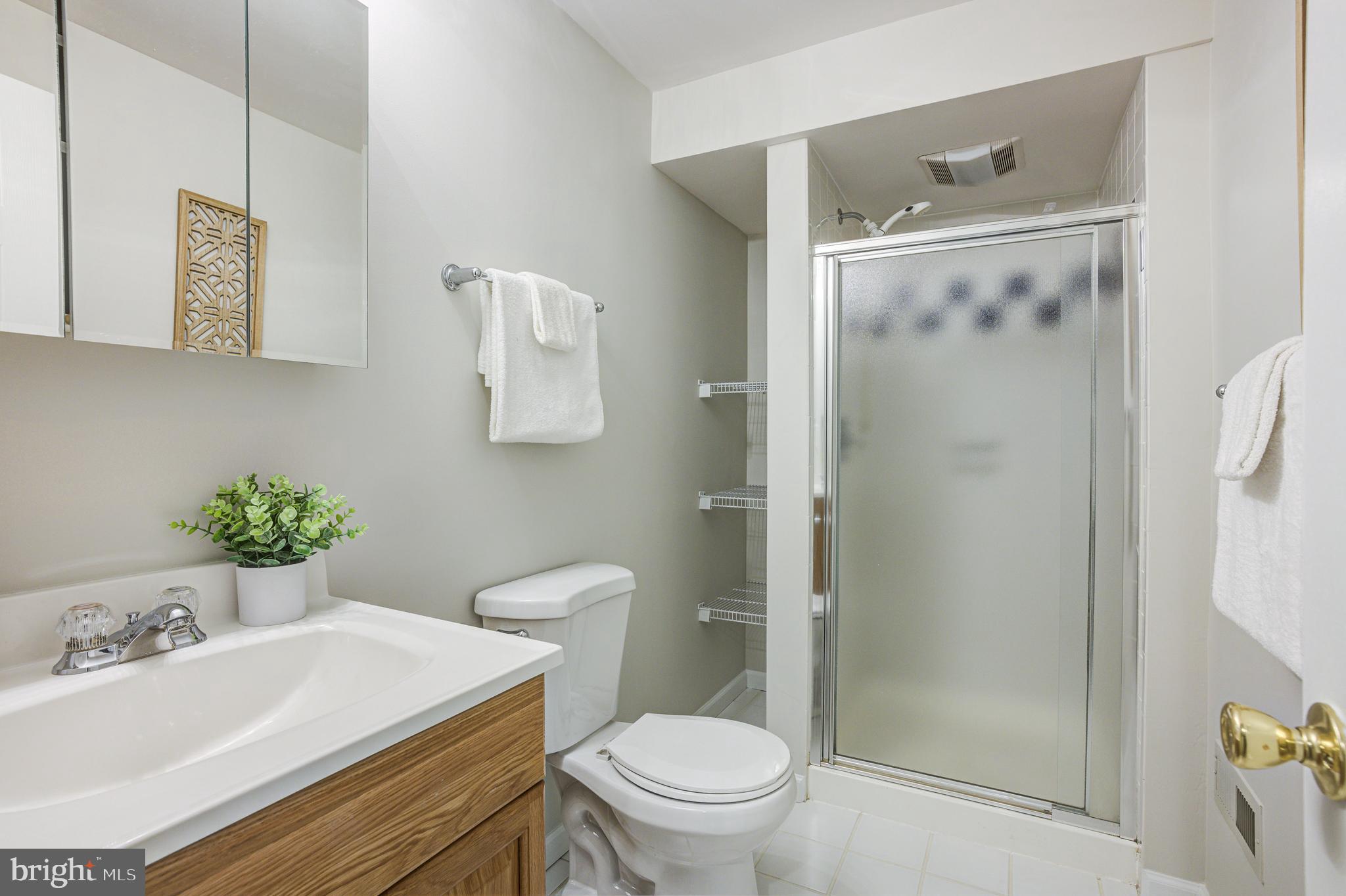 FARMINGTON VILLAGE - Residential