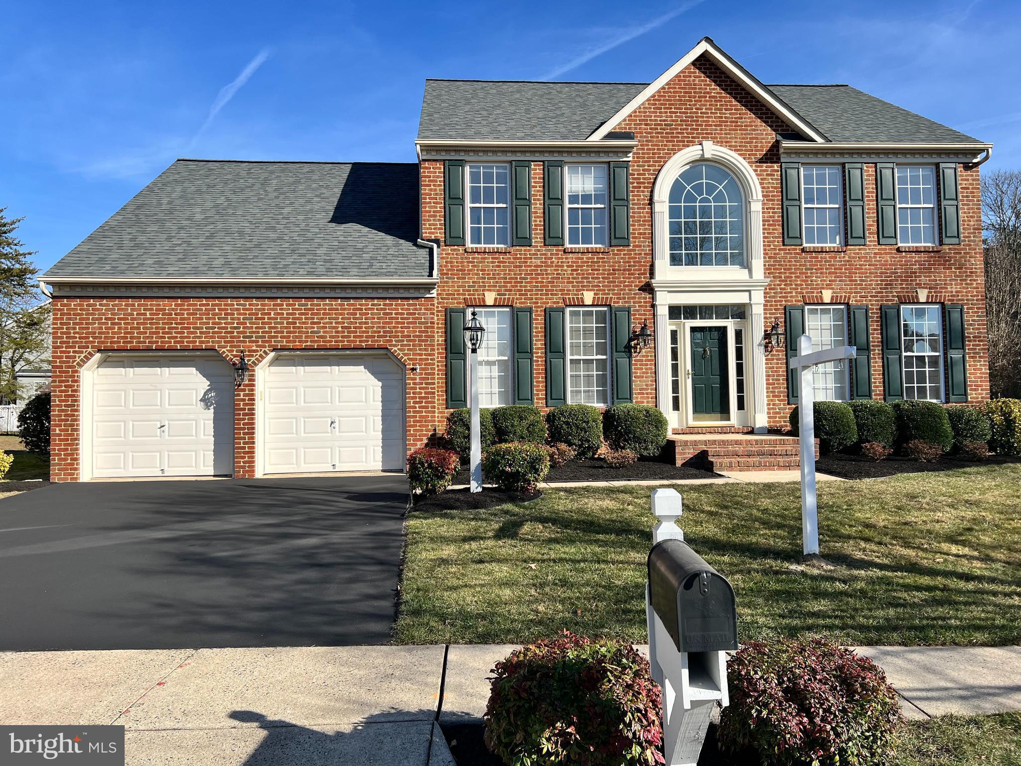 FARMINGTON VILLAGE - Residential