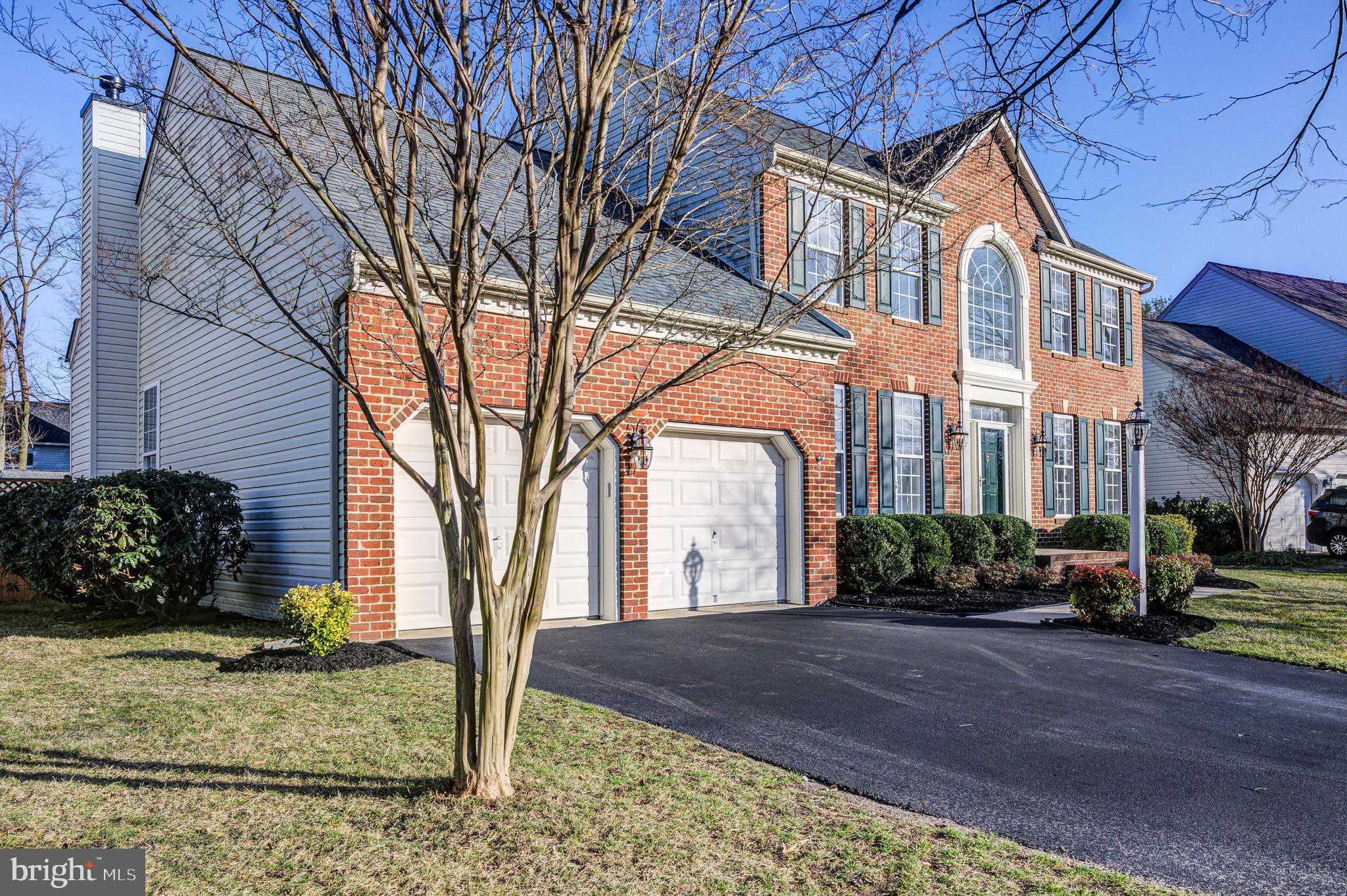 FARMINGTON VILLAGE - Residential