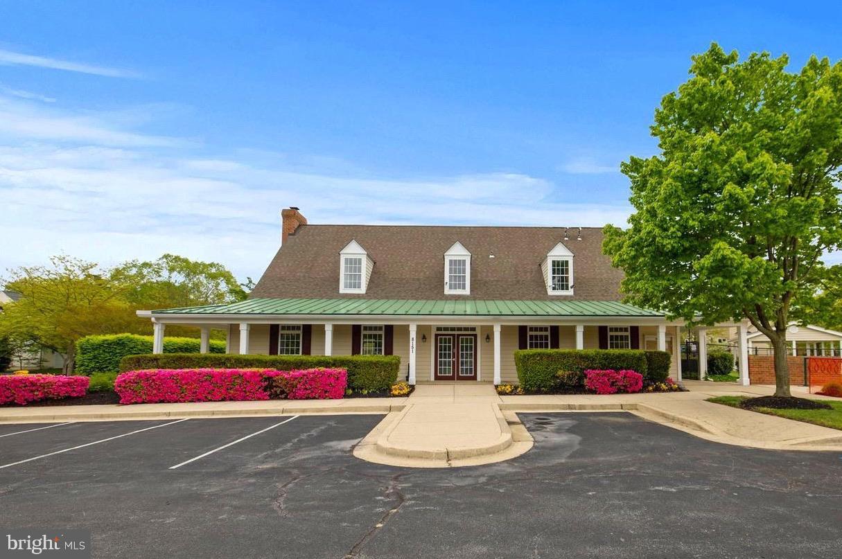 FARMINGTON VILLAGE - Residential